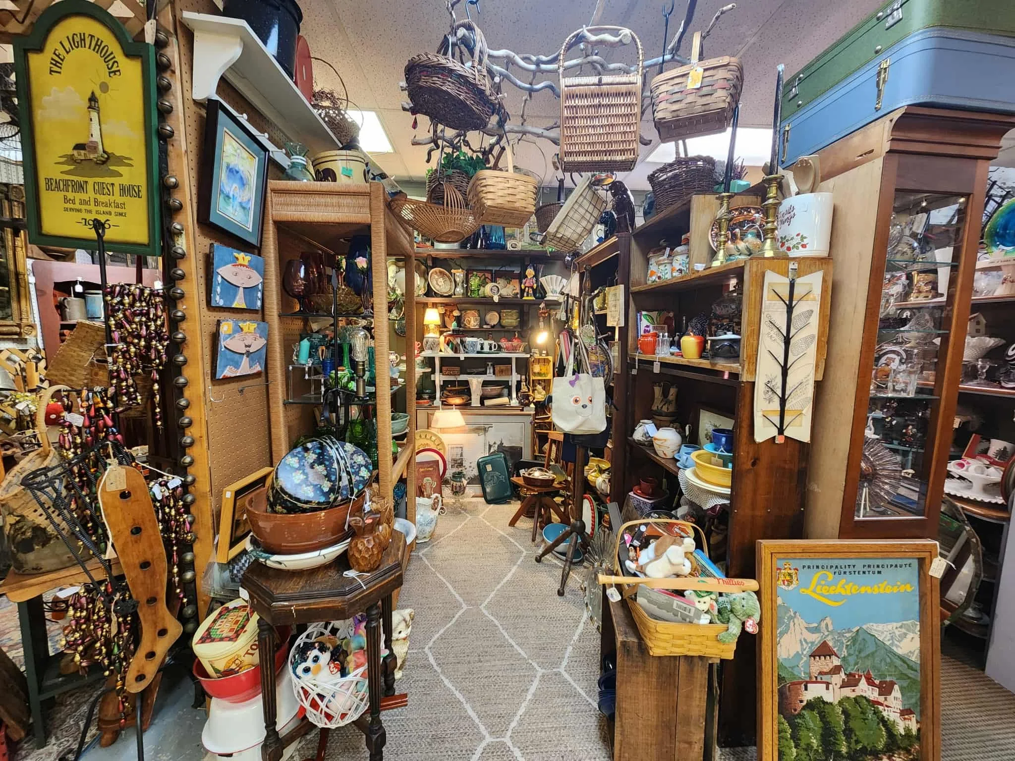 antique store near me, antiques, vintage, collectibles, home decor, antique dealers, vintage clothing, antique lamps, antique mall, antique tools, antique stores near me, antique store morgantown pa, antique shops, morgantown antiques, local antique