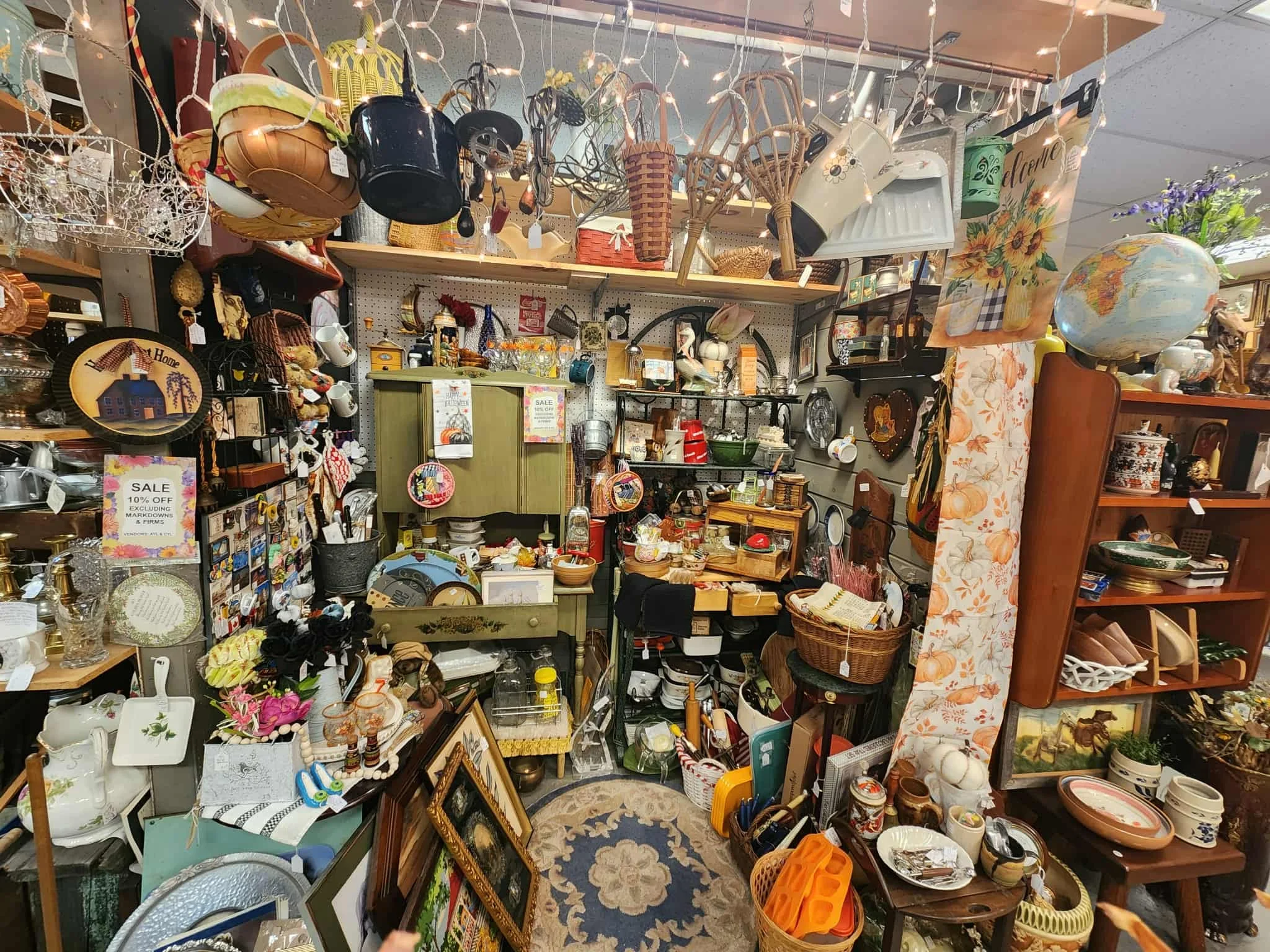 antique store near me, antiques, vintage, collectibles, home decor, antique dealers, vintage clothing, antique lamps, antique mall, antique tools, antique stores near me, antique store morgantown pa, antique shops, morgantown antiques, local antique