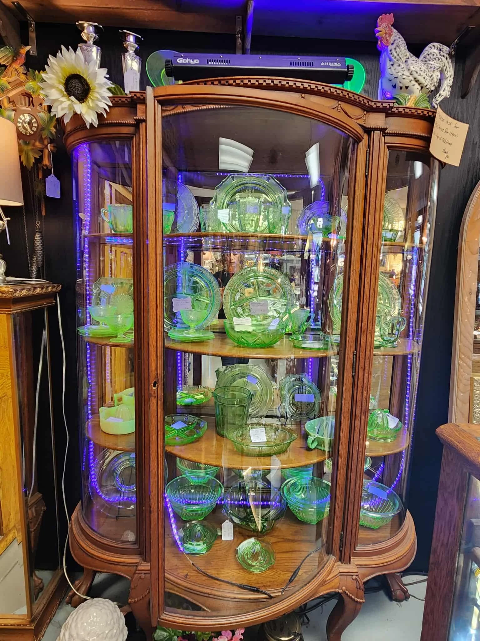 antique store near me, antiques, vintage, collectibles, home decor, antique dealers, vintage clothing, antique lamps, antique mall, antique tools, uranium glass, antique stores near me, antique store morgantown pa, antique shops, morgantown antiques,