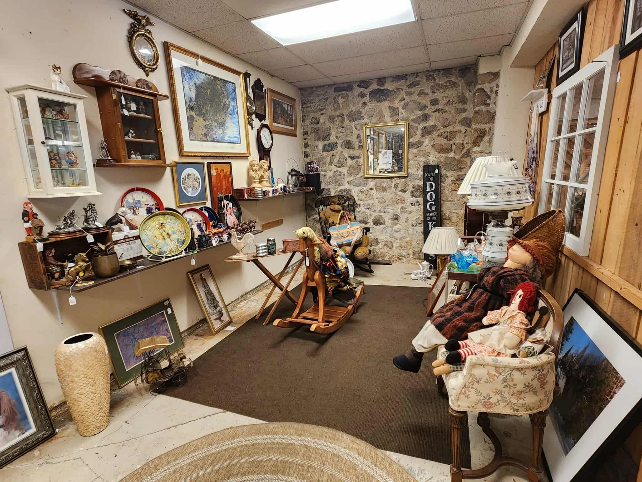 antique store near me, antiques, vintage, collectibles, home decor, antique dealers, vintage clothing, antique lamps, antique mall, antique tools, antique stores near me, antique store morgantown pa, antique shops, morgantown antiques, local antique