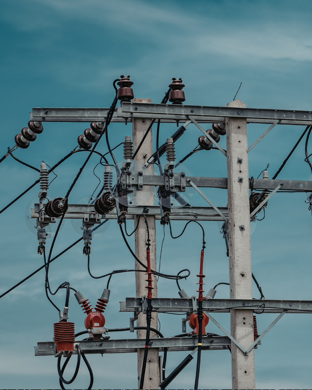 Understanding Capacity and Transmission Charges on Commercial Energy Bills