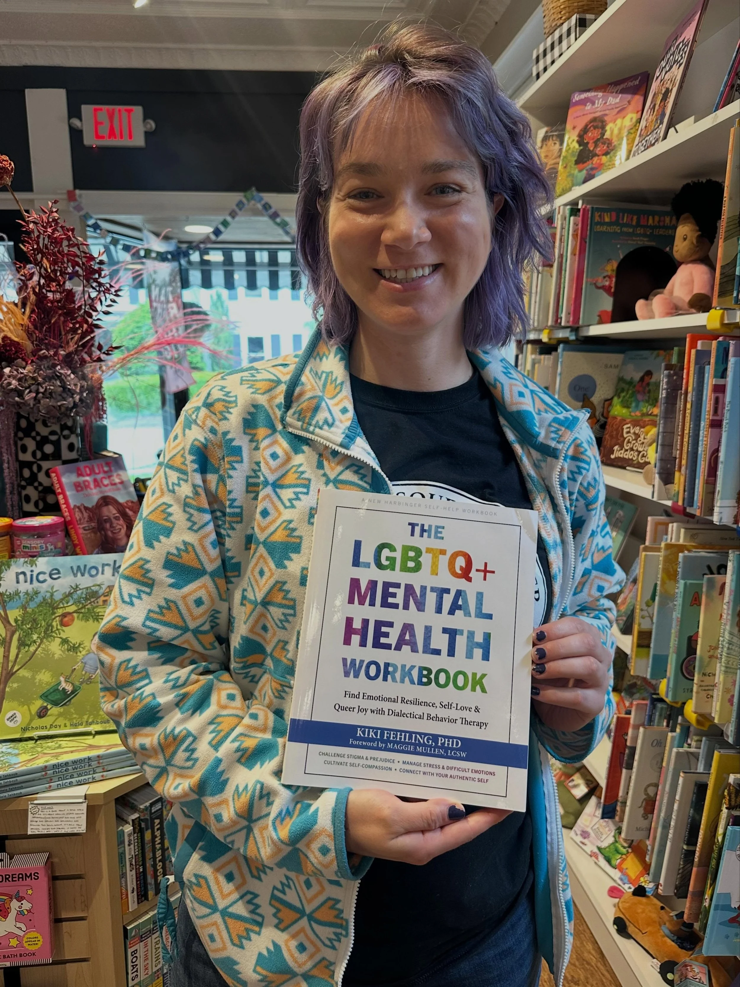 It&rsquo;s a pretty incredible feeling getting to see my book out in the wild on its launch day! Especially on the first day of Pride Month. 🏳️&zwj;🌈 Especially at one of my amazing local indie bookstores. (Thank you @high_five_books!!) 🥰 Especial