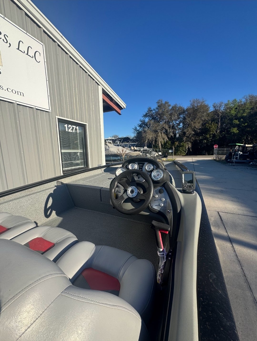 Tracker Pro 175 3.jpg