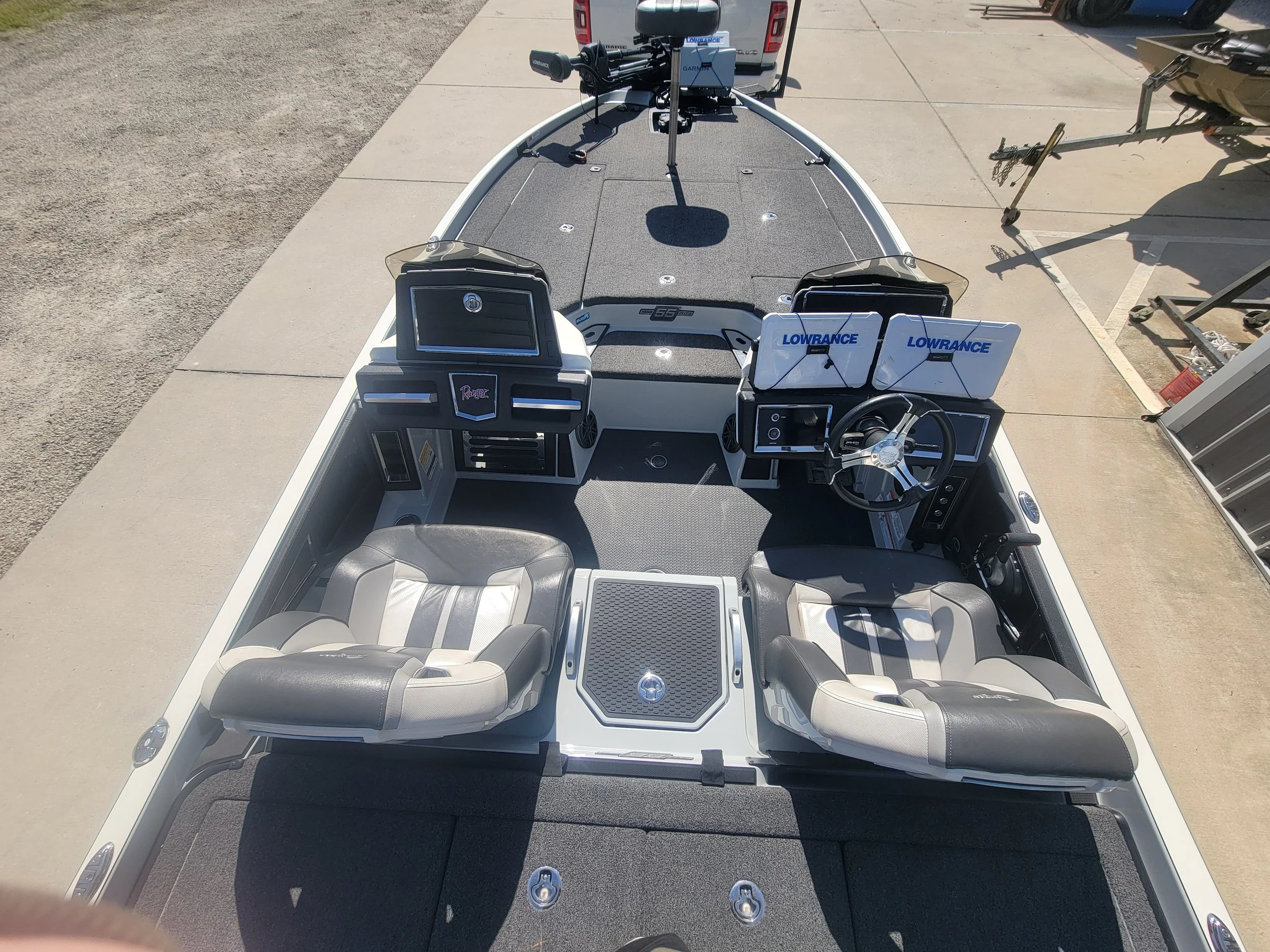 Ranger 520RC down view