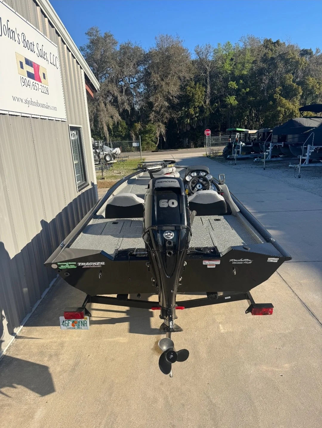 Tracker Pro 175 2.jpg