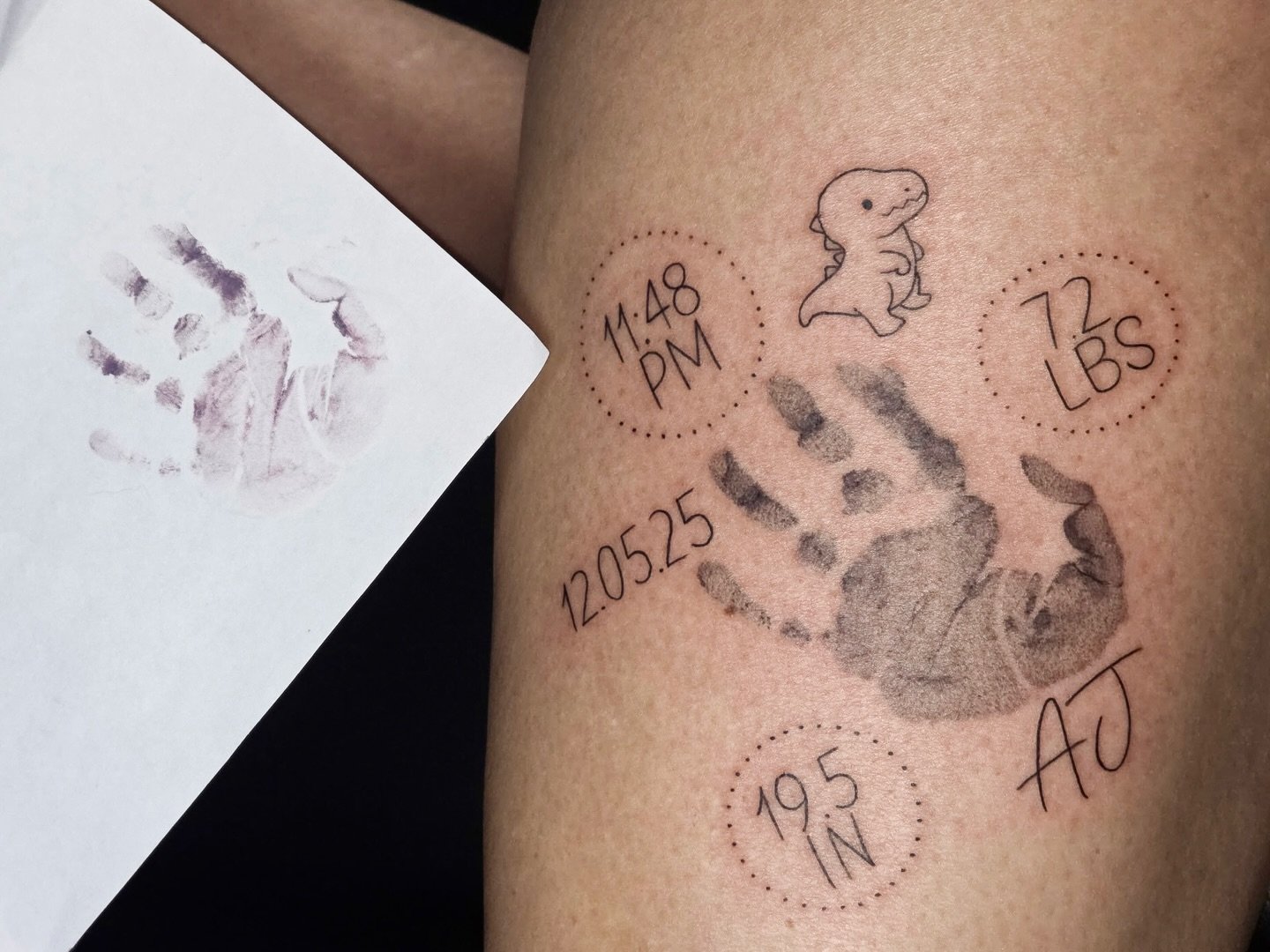 A handprint forever tattooed
.
.
Tattoo Artist: @ambrosia_tattoos 
.
.
Lagrange, GA