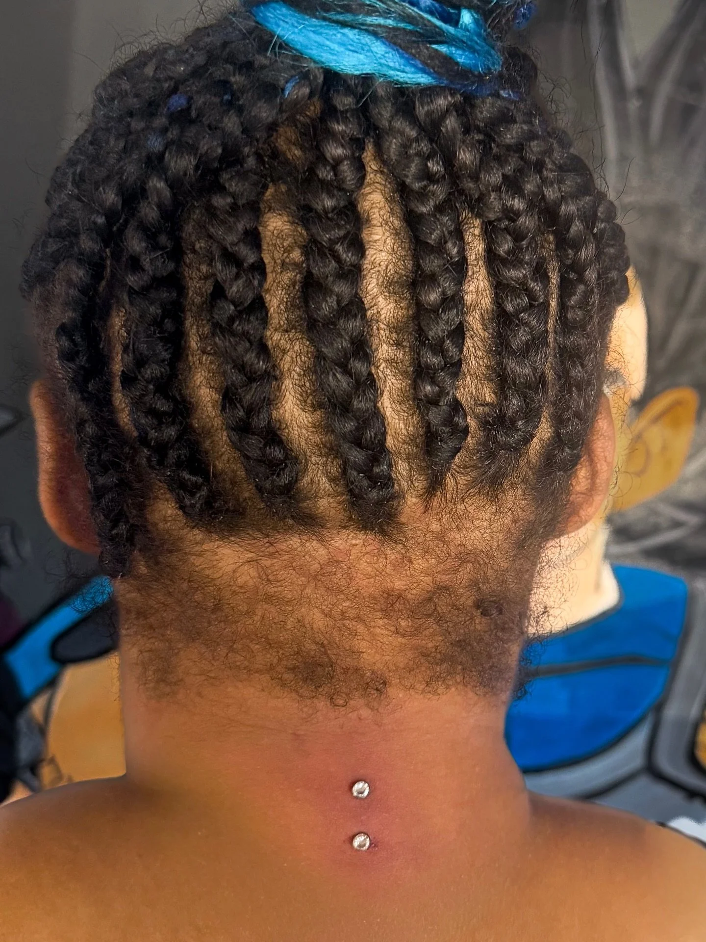 Neck piercing💎
.
.
Lagrange, GA
.
.
Piercer: @piercingwithchrist