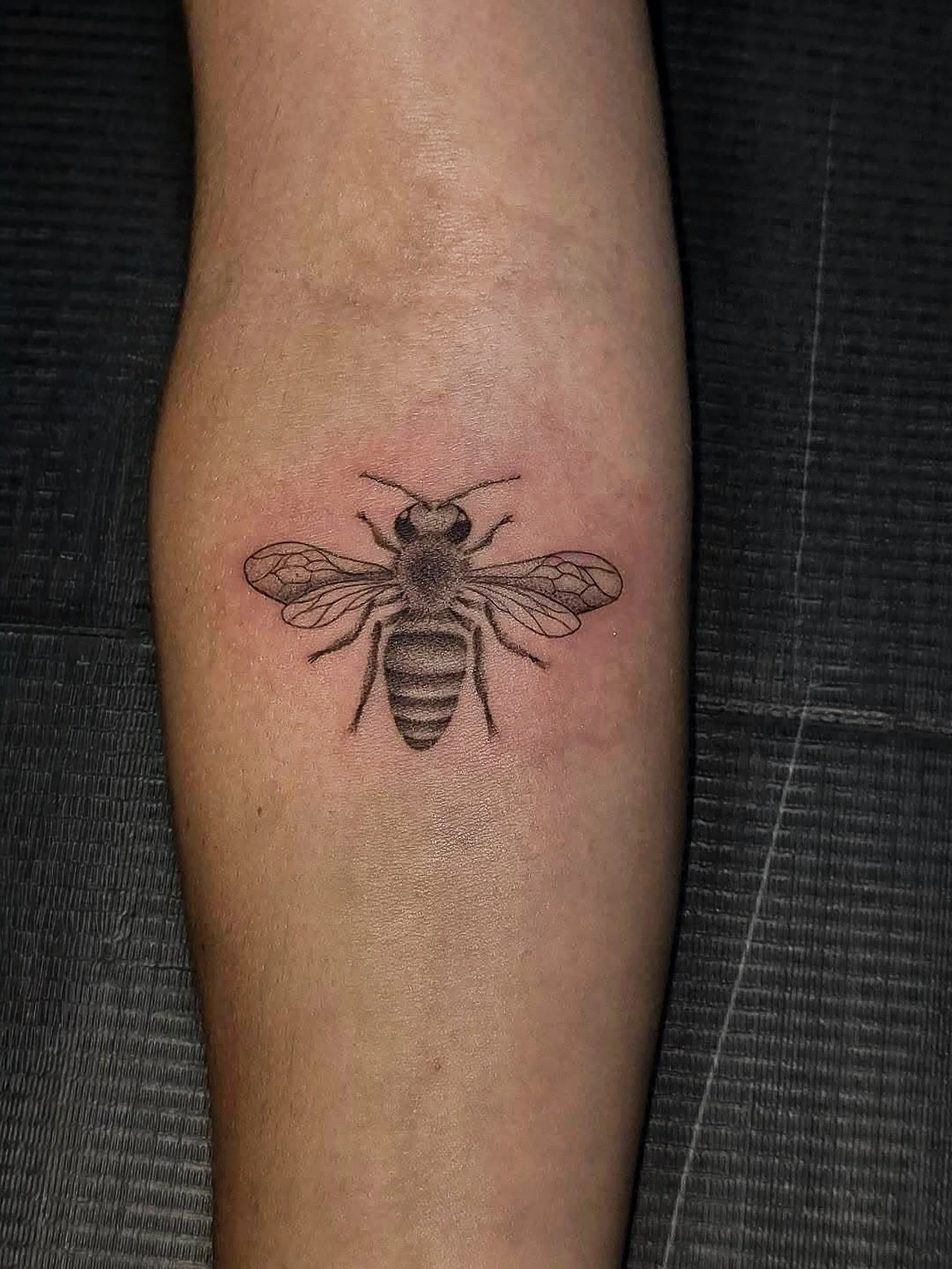 A Bee: Symbol of hard work &amp; resilience✨
.
.
Tattoo Artist: @ambrosia_tattoos 
.
.
Lagrange, GA