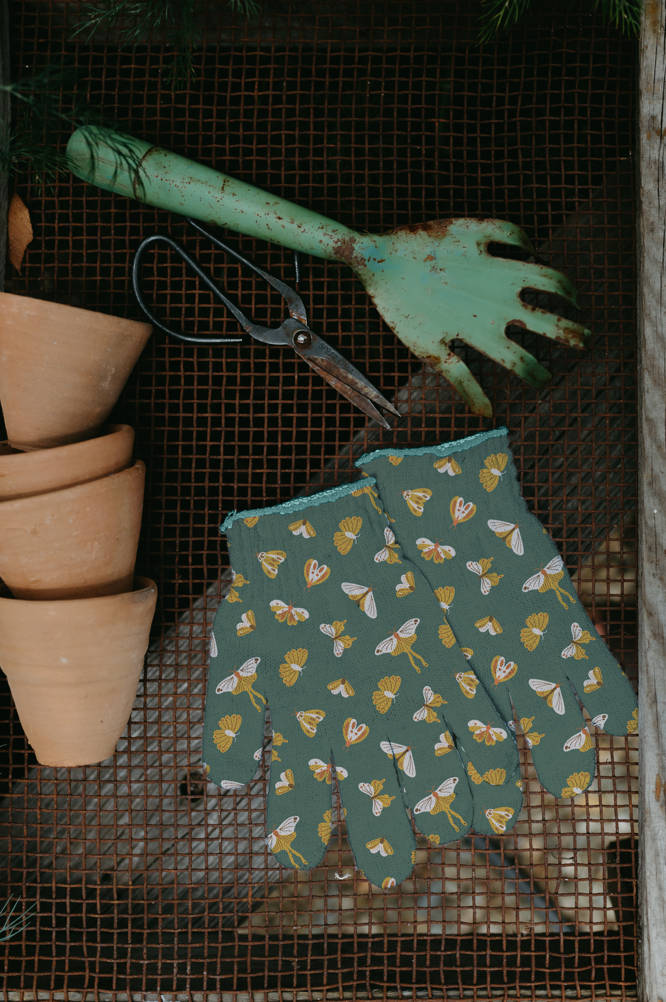 Garden Gloves Mockup.png