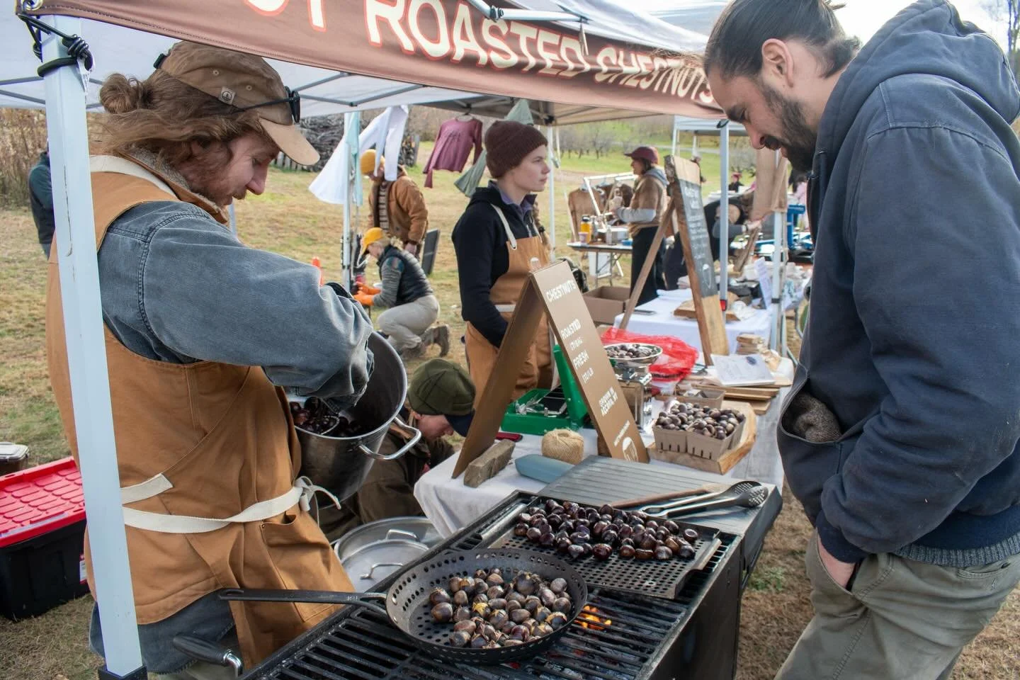 THANK YOU SO MUCH FOR TURNING OUT!! We are so grateful to everyone for coming together for another incredible Nut Fest! There were delicious treats, friendly faces, and a veritable carpet of nut shells by the end of the day. It was such a joy to witn