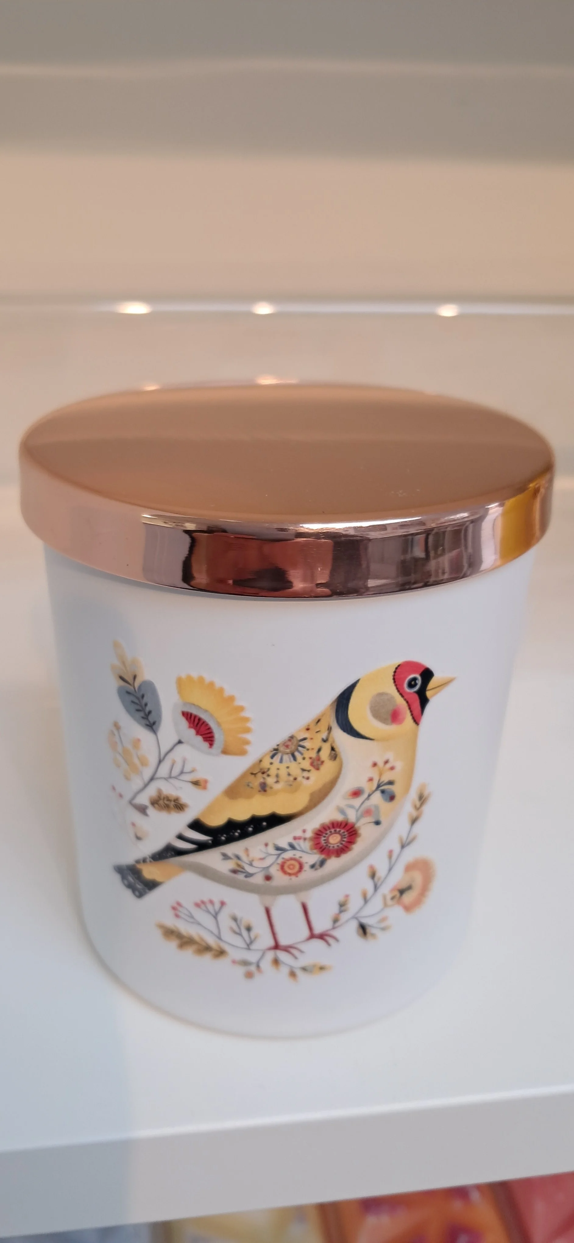 Hand Poured Soy Candle / Folk art Gold Finch