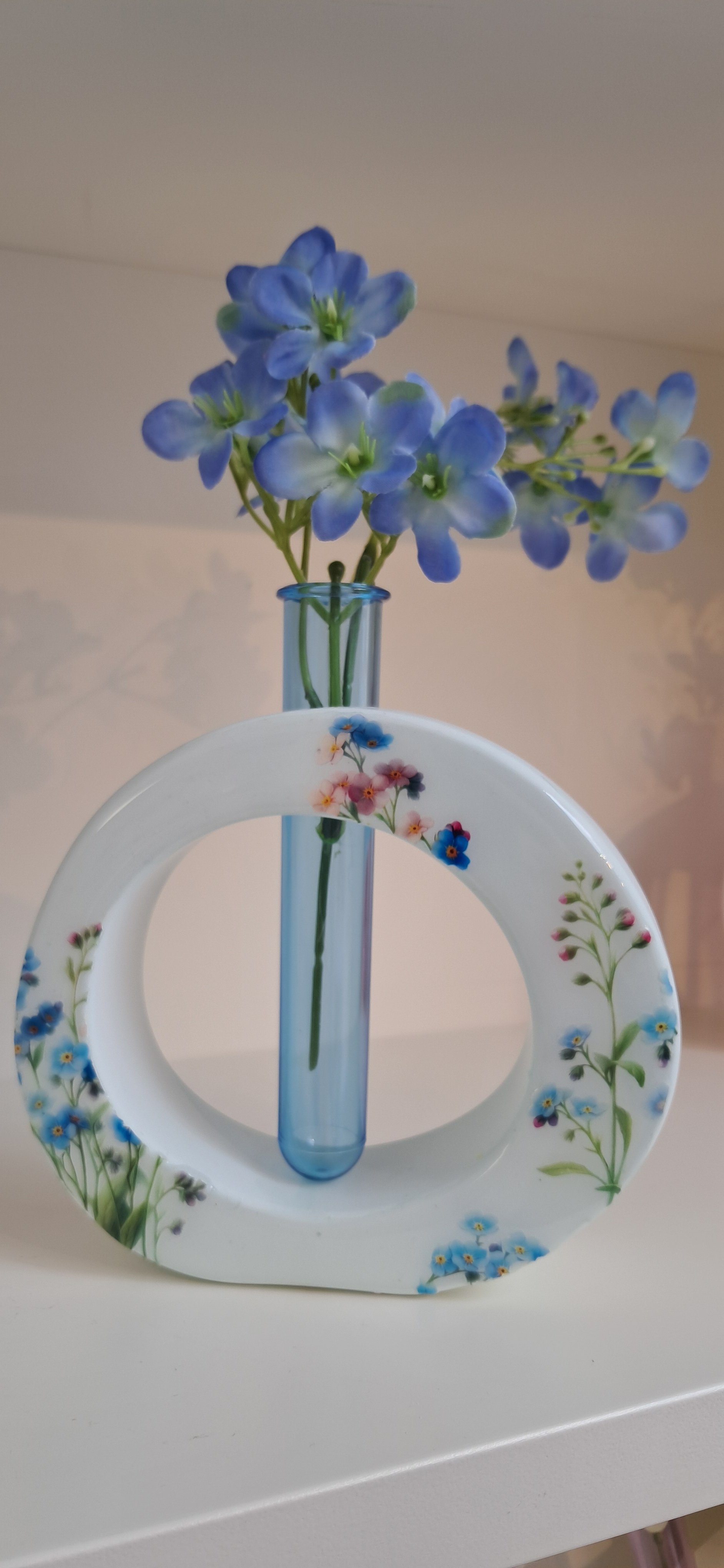 Round Test Tube Vase - Blue Forget Me Not