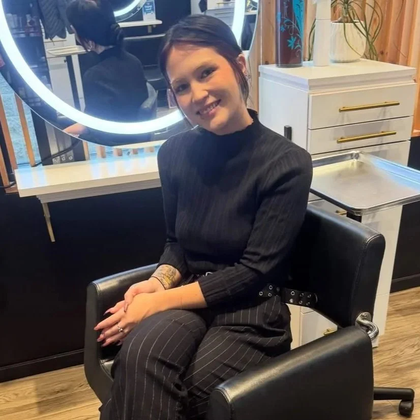 Jasmine, Stylist at Studio 192