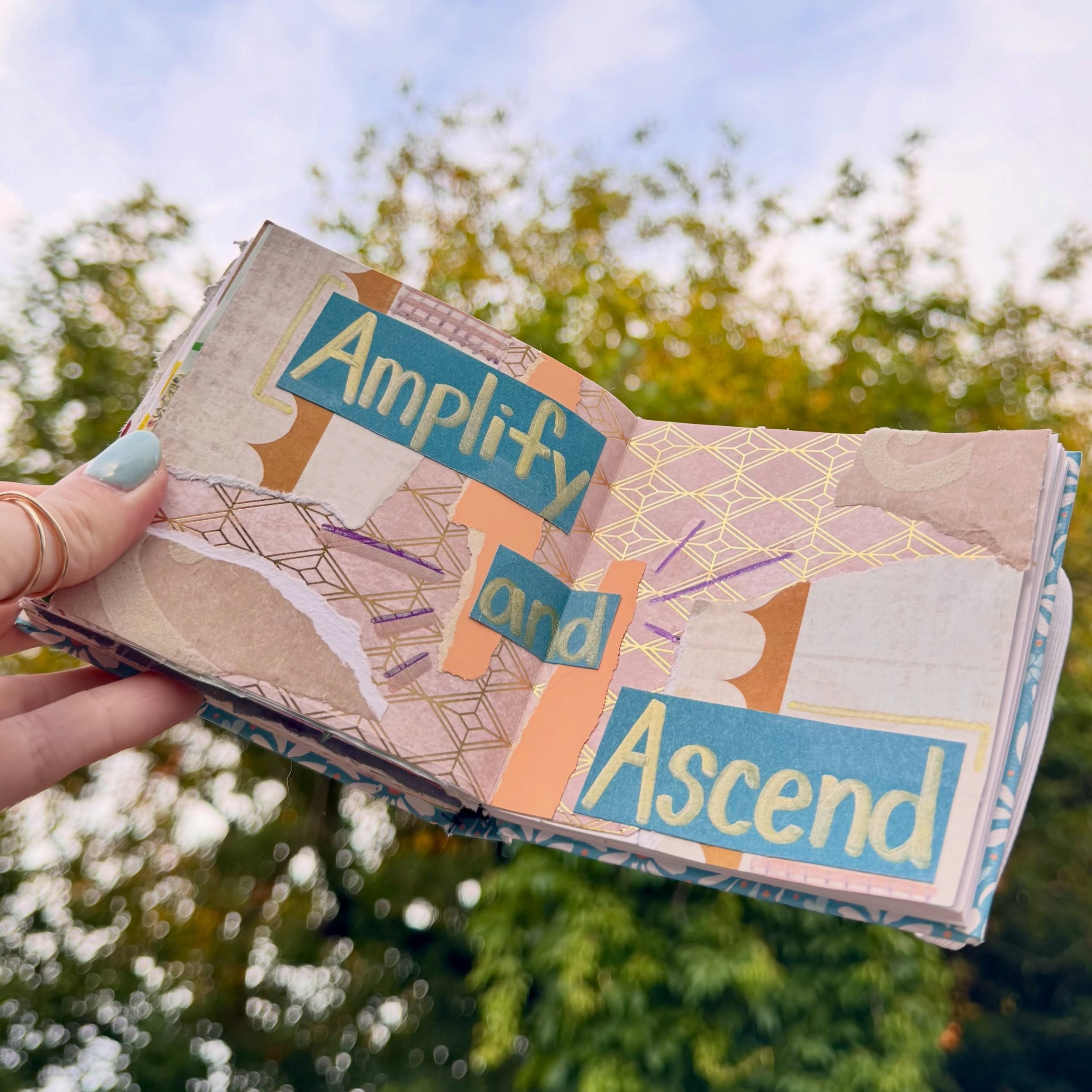 Find your people &amp; hold onto them. The right people will encourage you, cheer you on, challenge you, &amp; want to see you succeed. 

I&rsquo;m so excited to be back learning from the best, Dr. @dominiquepritchett in her Amplify and Ascend progra