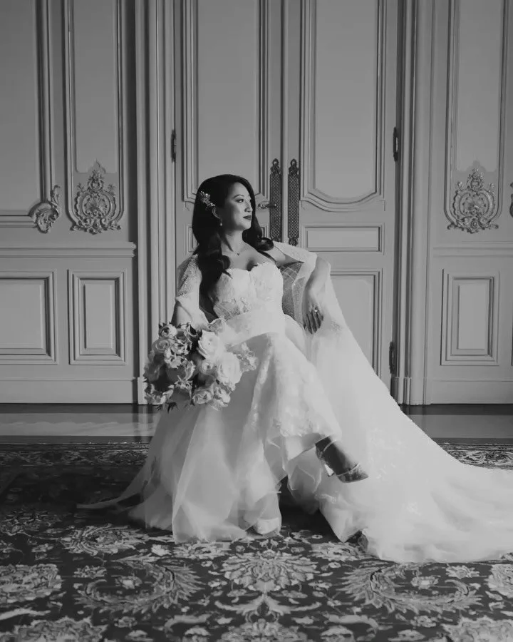 We absolutely love capturing wedding morning moments, there&rsquo;s something so special about the calm before the ceremony.
The bride always steals the spotlight, and Kimly truly owned it. She brought all the energy, grace, and heart 🤍
.
Wp: @about