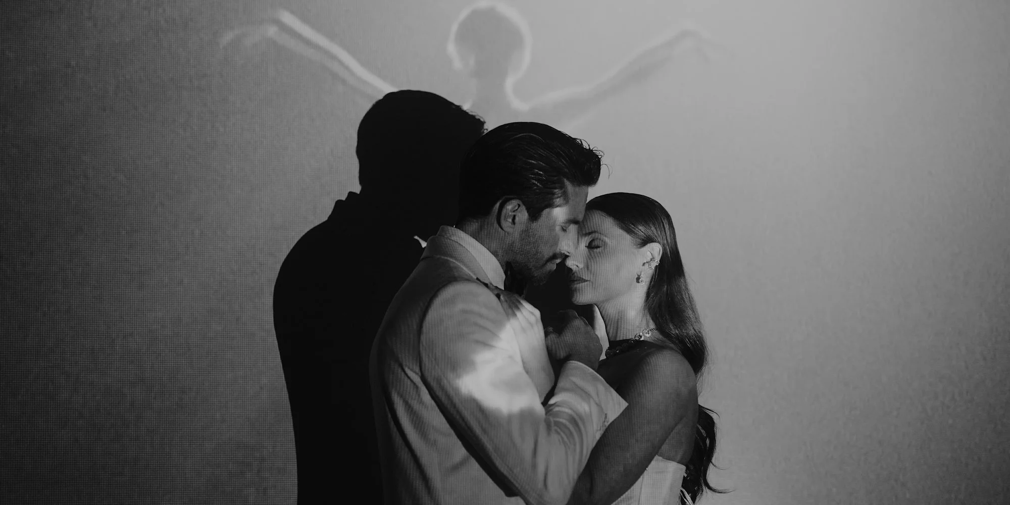 Swan Fairytale // Editorial