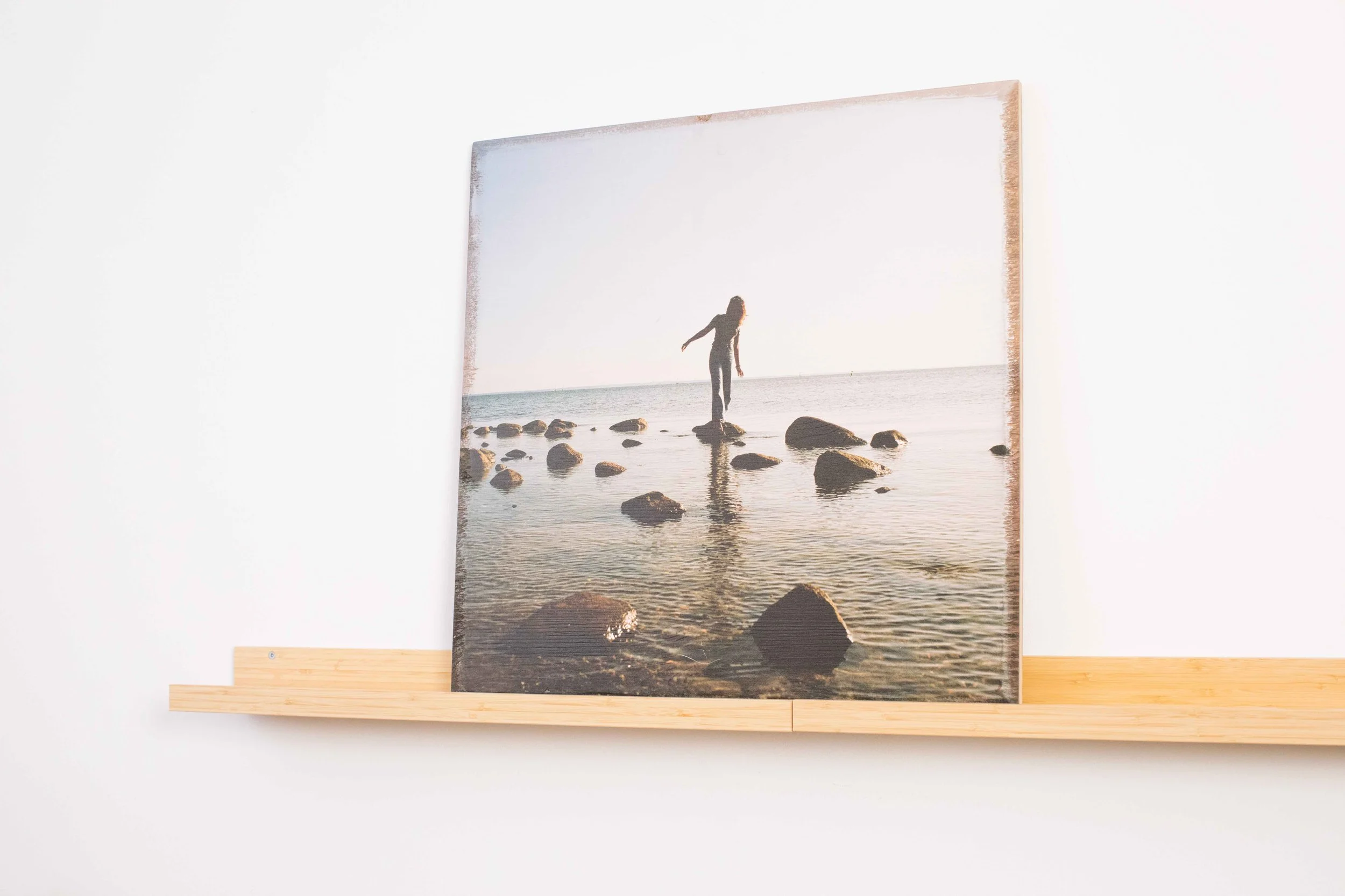 Daring - 63 x 63 cm on Wood