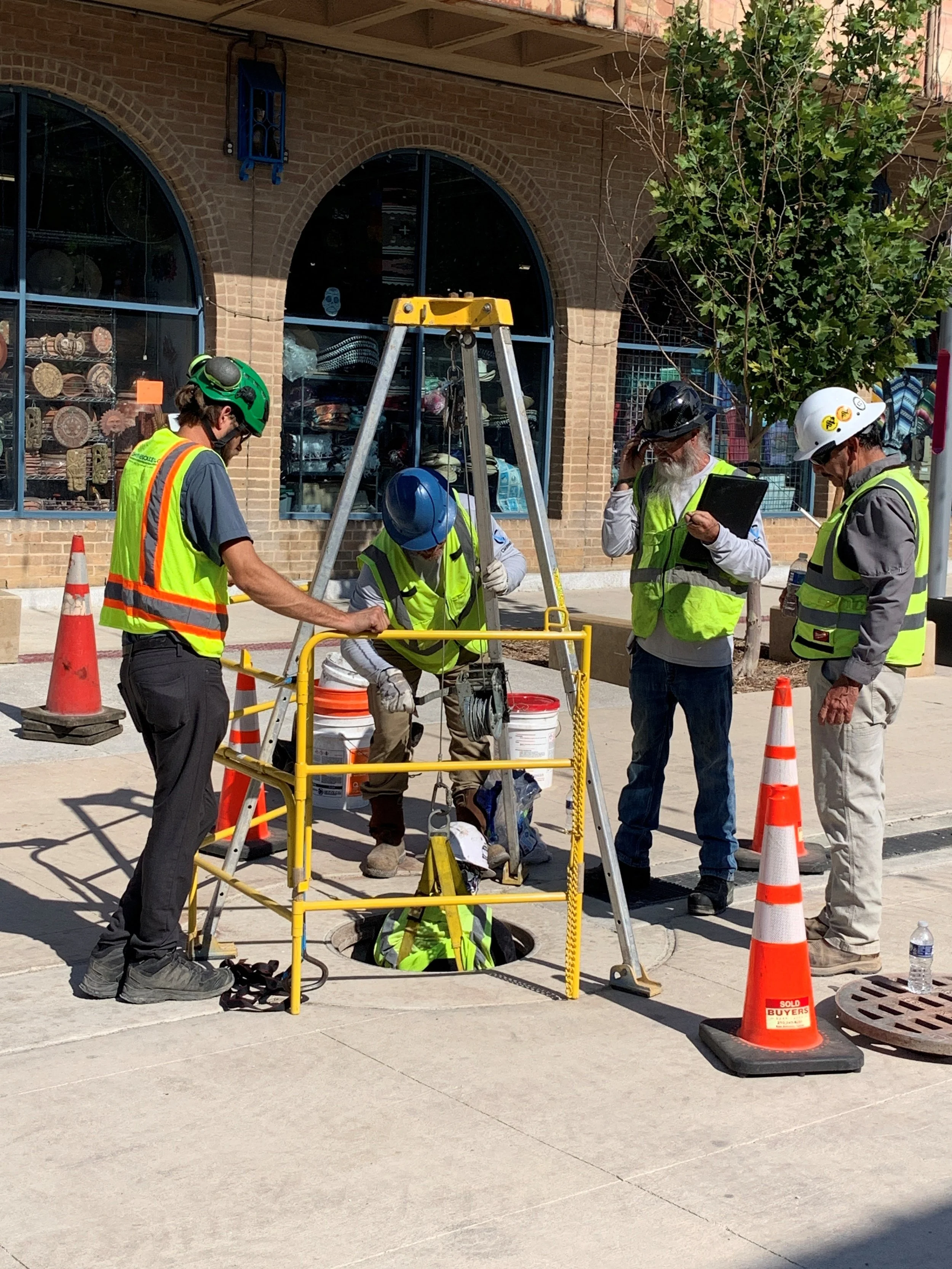 Confined space 1.jpg