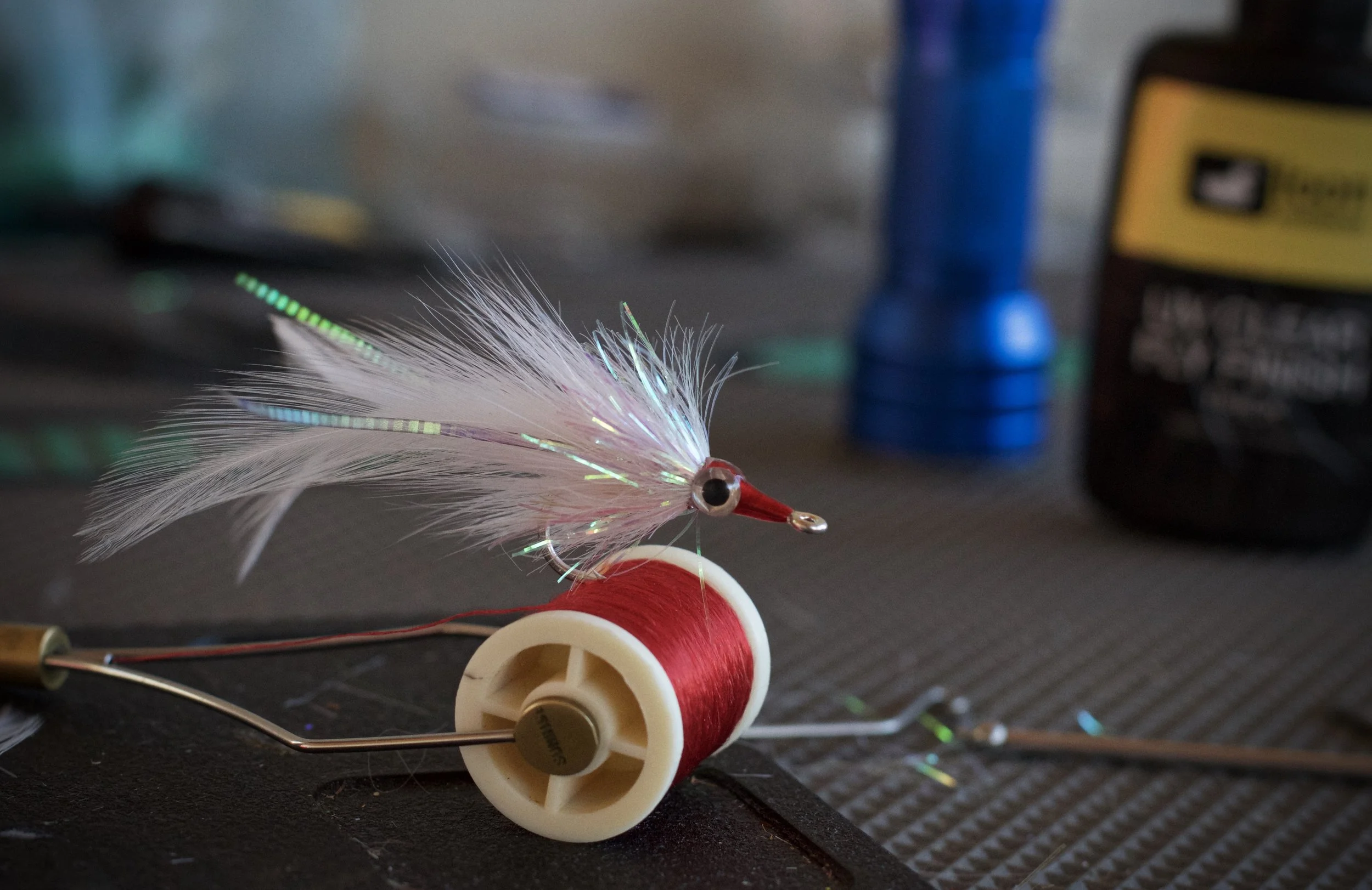 "HD Photo" Fly Tying Tutorial: EZ Tarpon Baitfish
