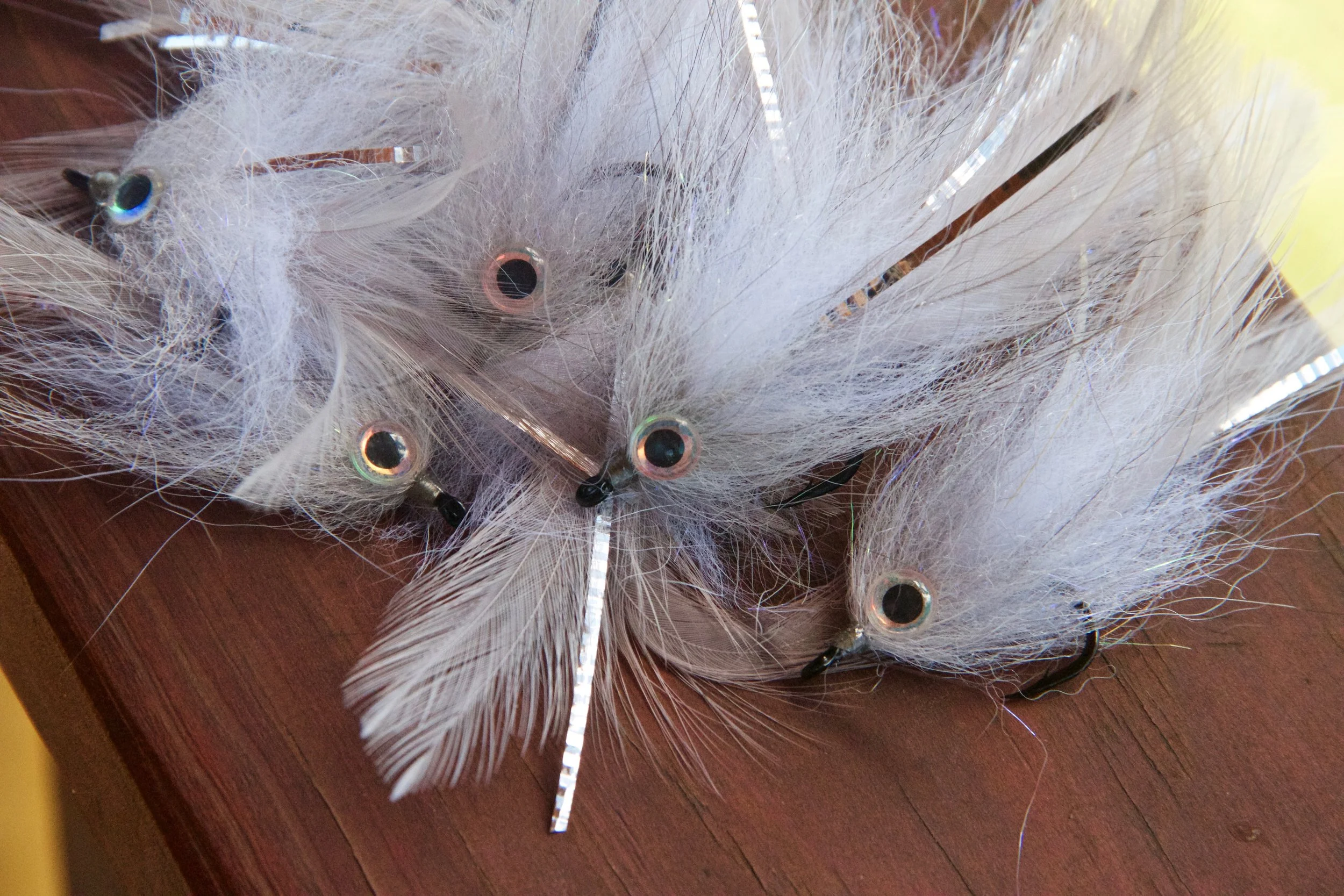 White Lightning Baitfish Fly: HD Fly Tying Video