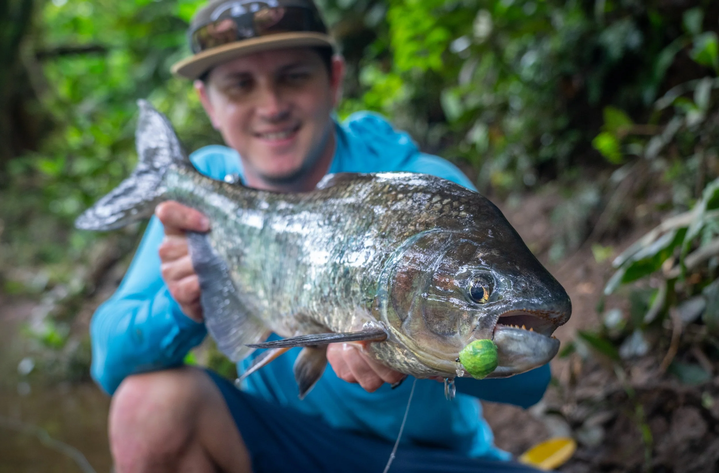 SUP FISHING THE GNARLIEST FISH IN THE JUNGLE - COSTA RICA