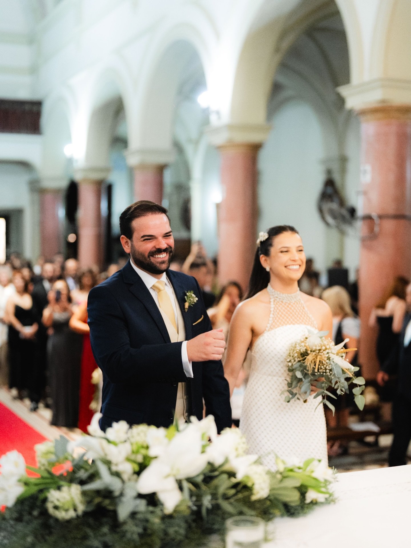 Andressa e Mauro&hellip; eu nem sei por onde come&ccedil;ar com voc&ecirc;s. Porque o casamento de voc&ecirc;s n&atilde;o foi s&oacute; aquele s&aacute;bado em fevereiro. Ele come&ccedil;ou l&aacute; atr&aacute;s, nas conversas longas, nas decis&otil