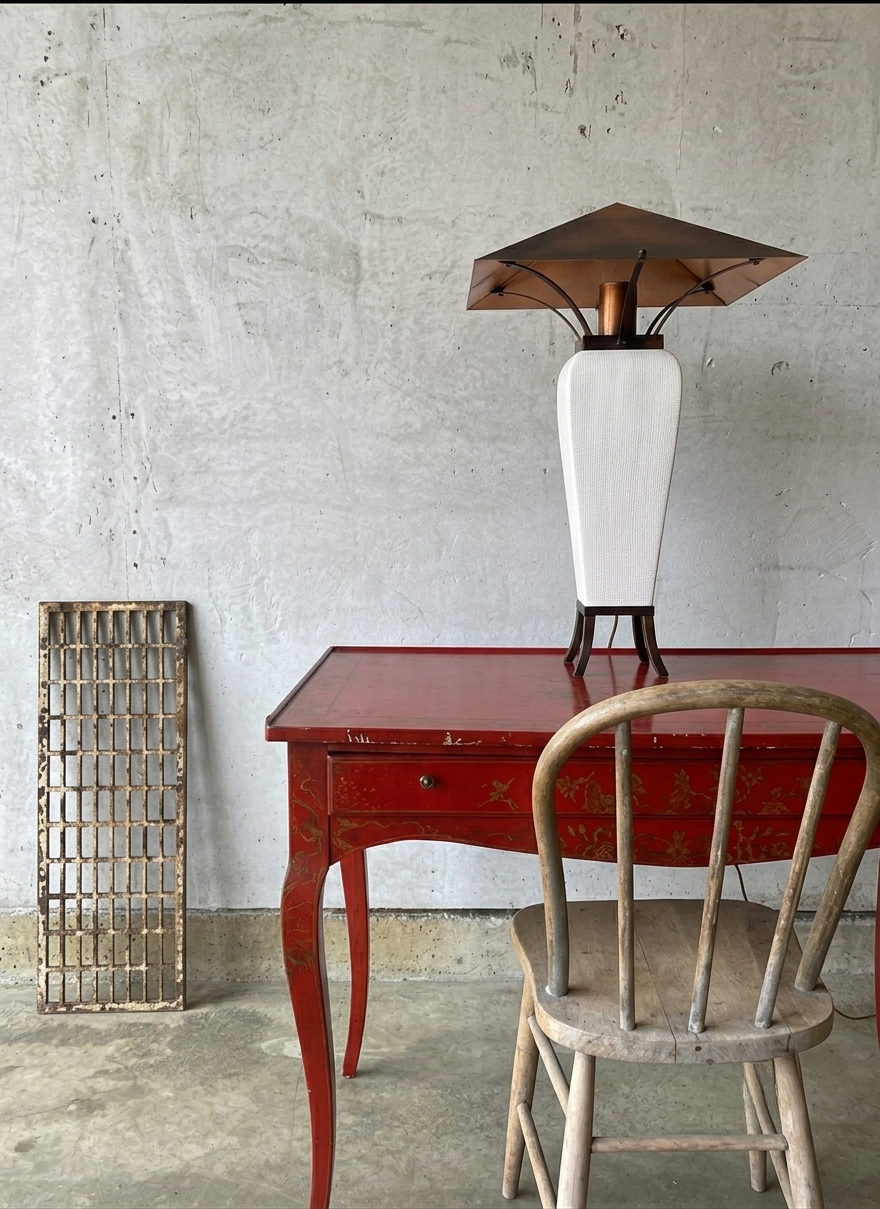 Vintage Chinoiserie Crimson Writing Desk – Hollywood Regency / Postmodern Eclectic