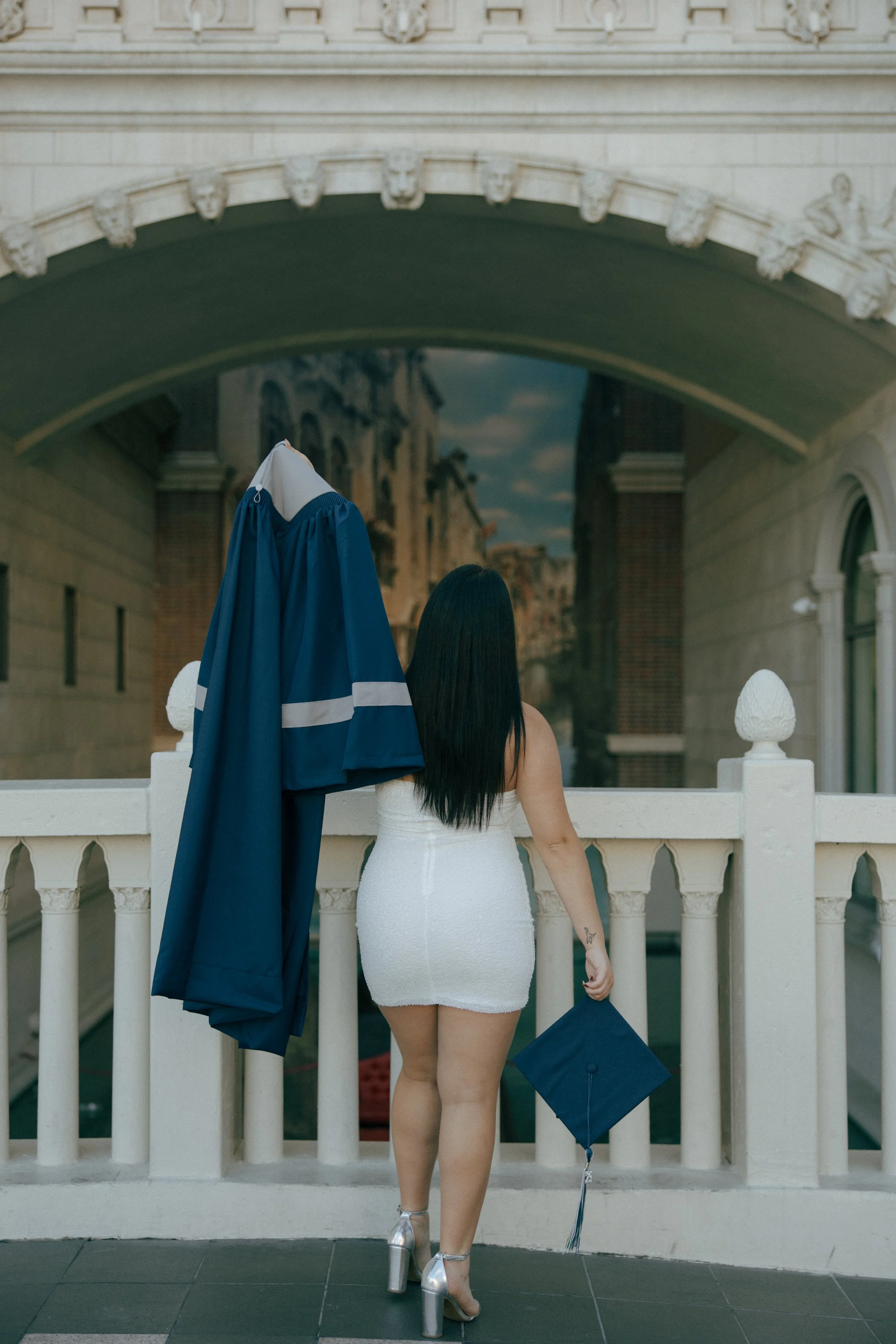 Las Vegas Graduation Photographer | Las Vegas Grad Photos - Meliyah D Photography 