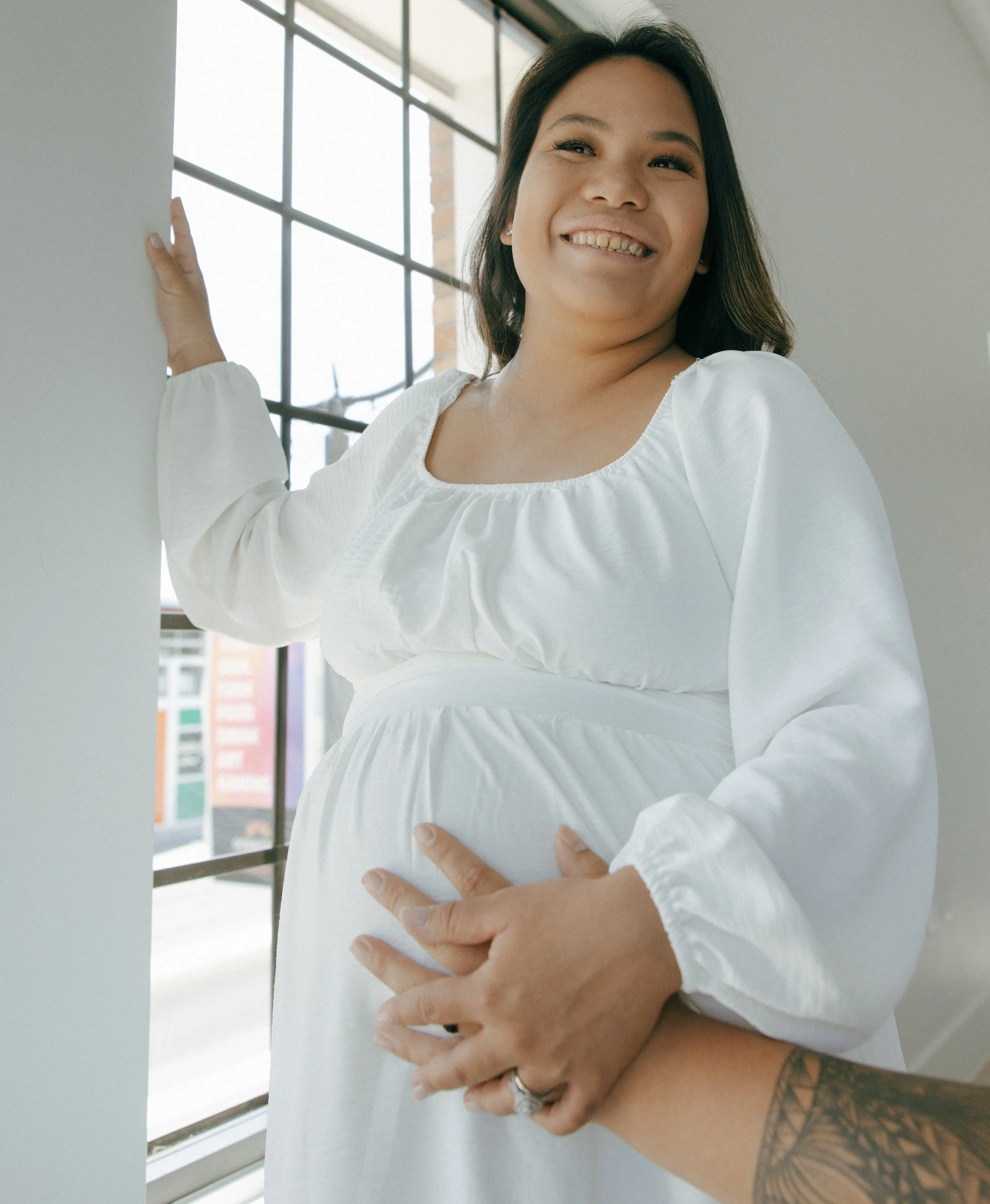 Las Vegas family photos | The White Space LV - Meliyah D Photography