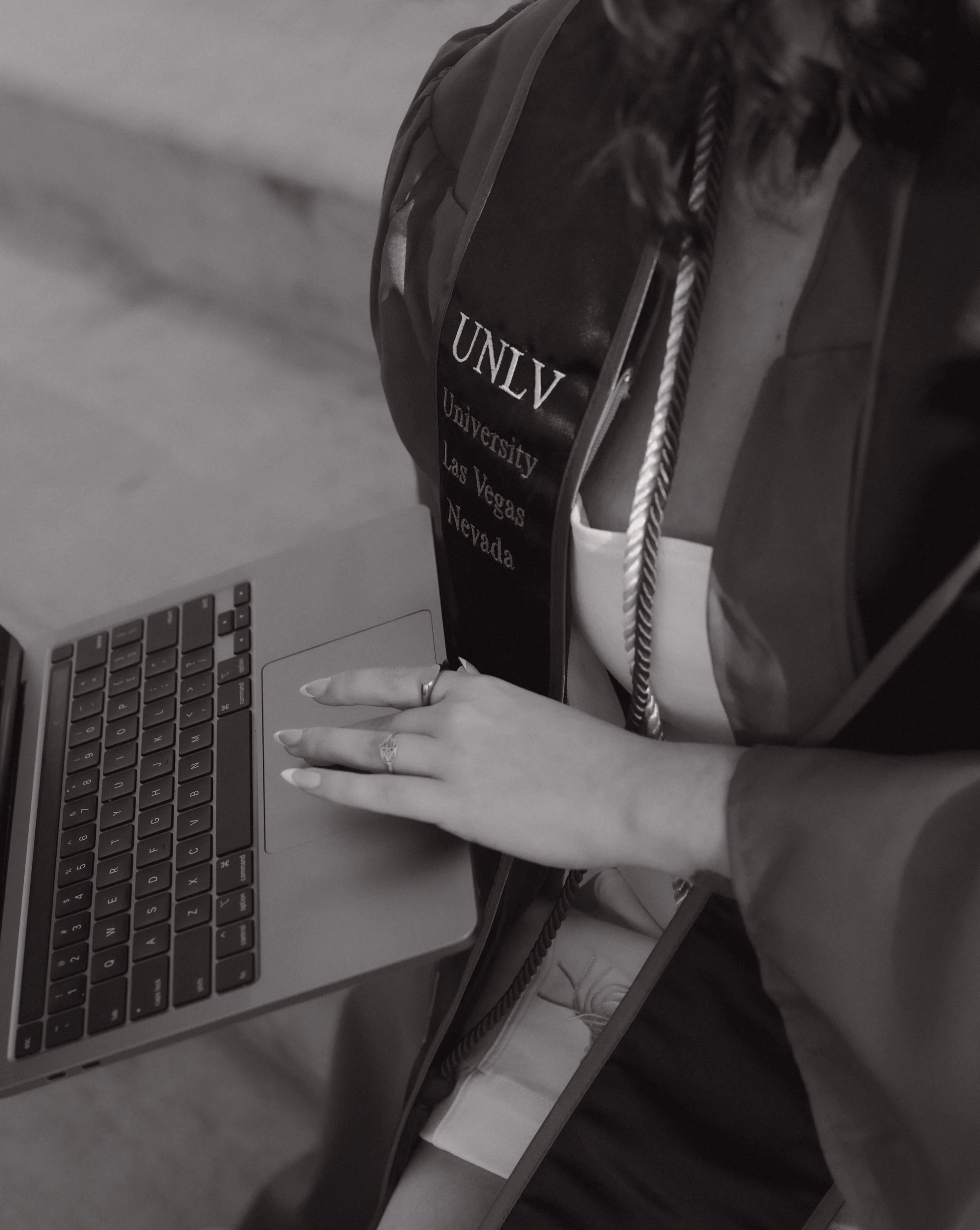 UNLV Graduation Photos | Las Vegas - Meliyah D Photography 