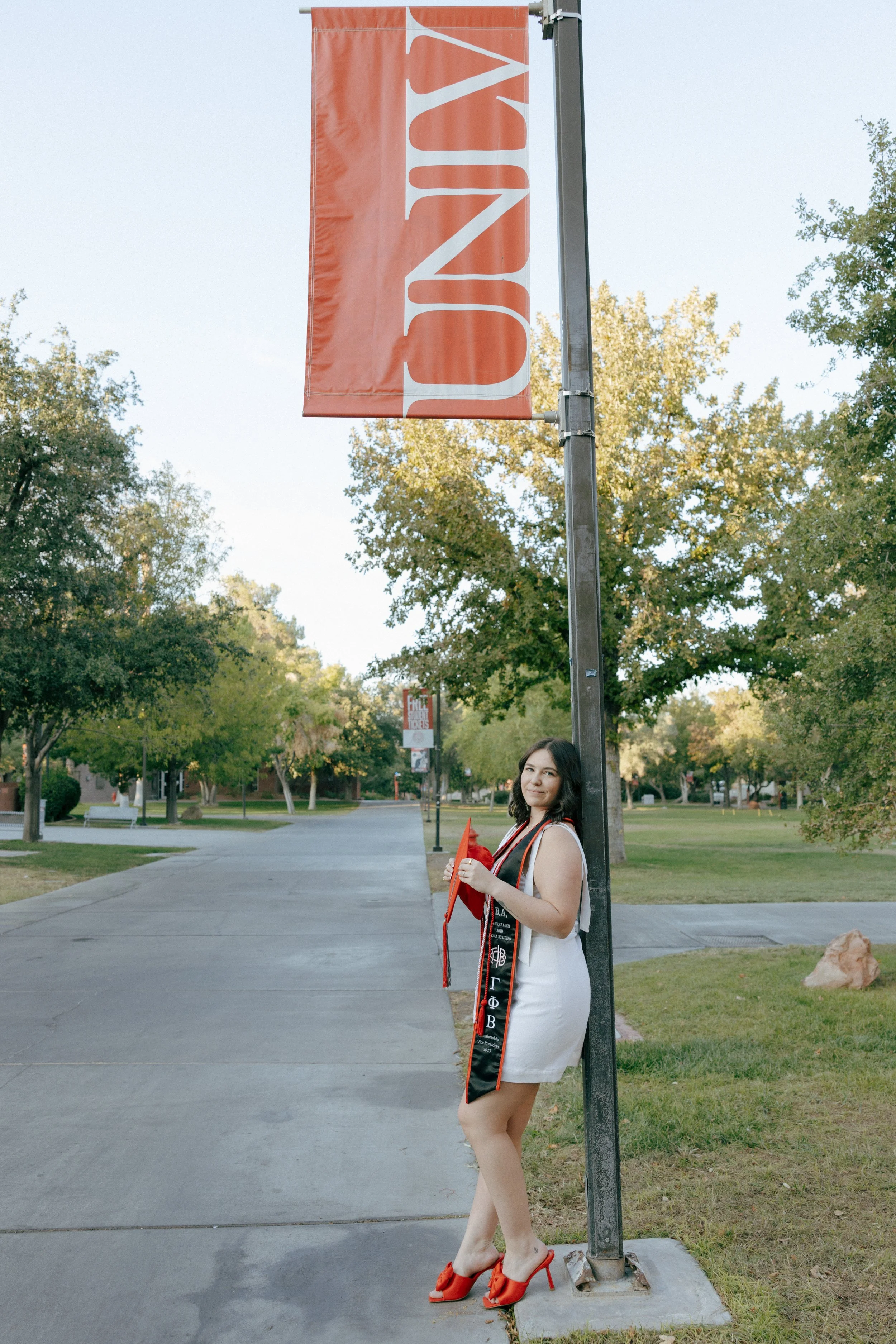 UNLV Graduation Photos | Las Vegas - Meliyah D Photography 