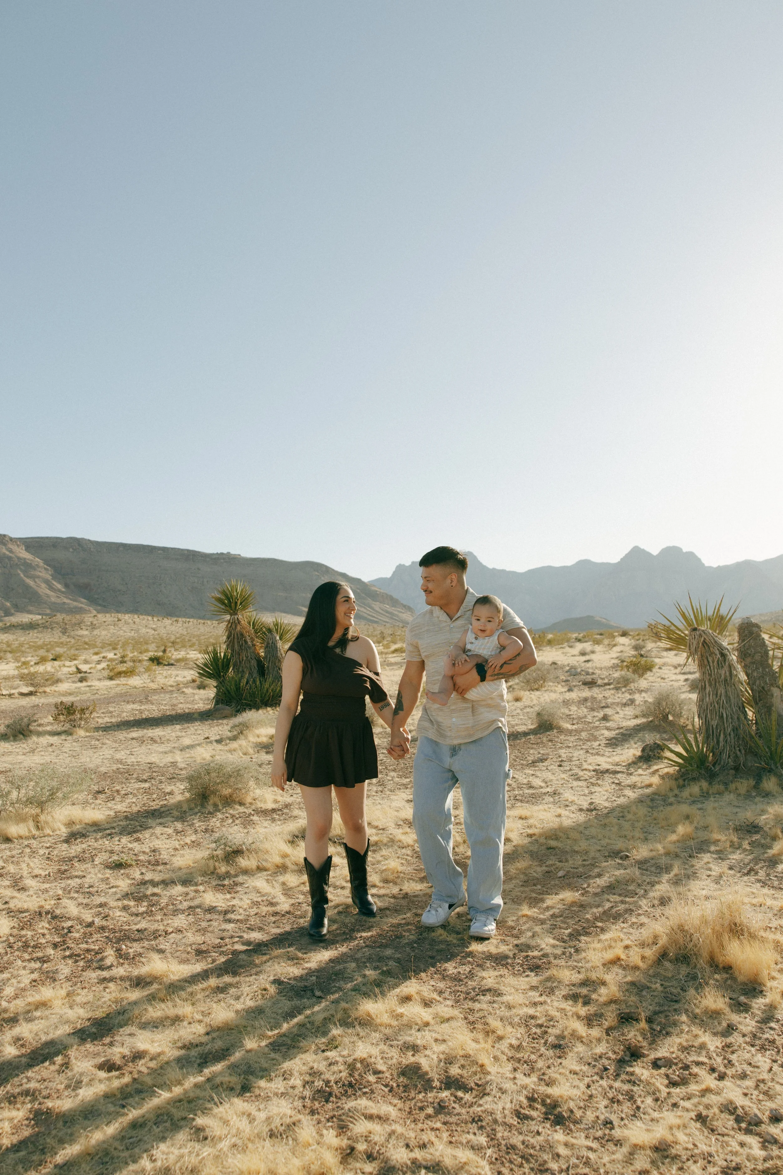 Red Rock Family Portraits | Las Vegas - Meliyah D Photography