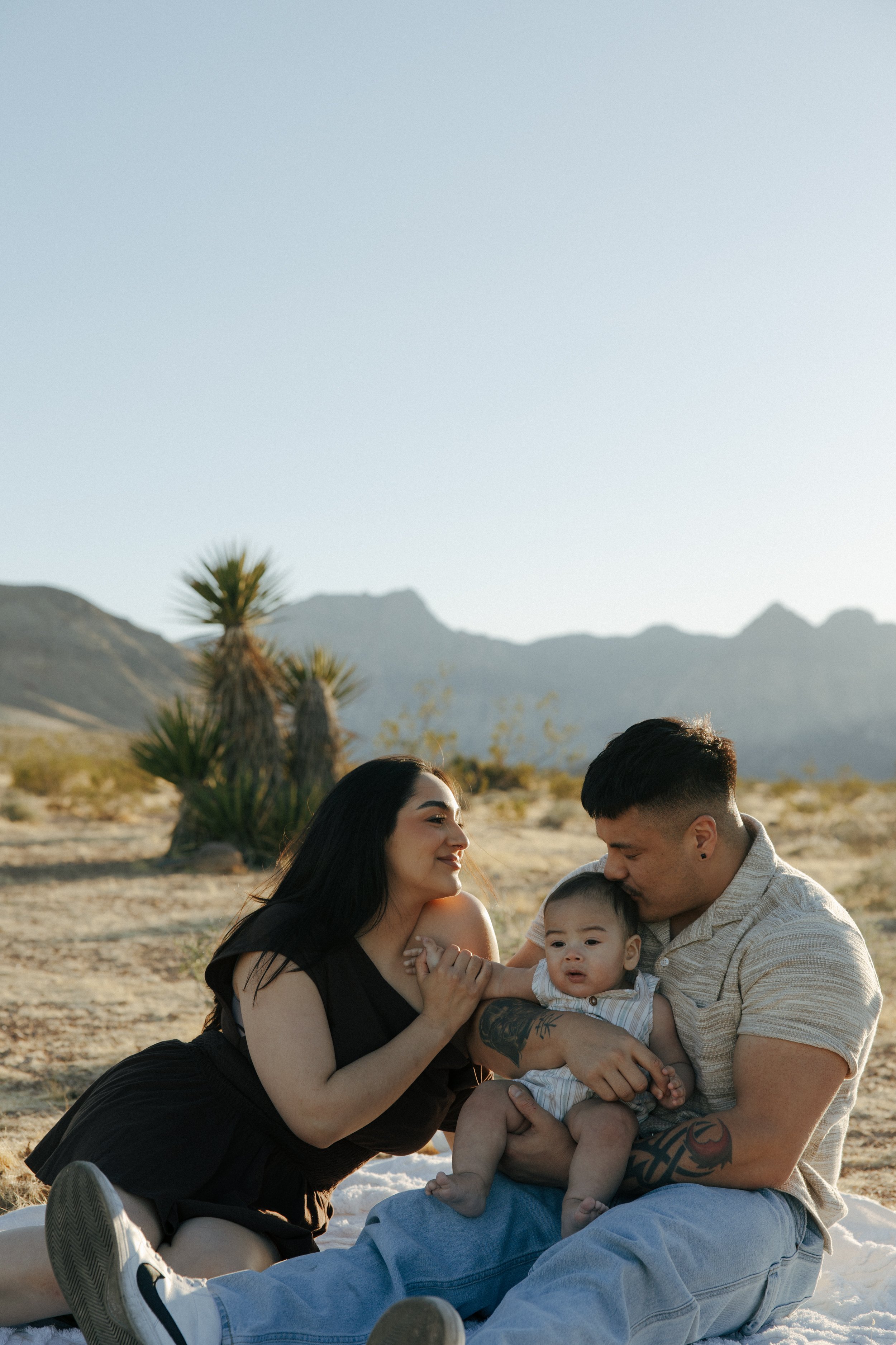 Red Rock Family Portraits | Las Vegas - Meliyah D Photography