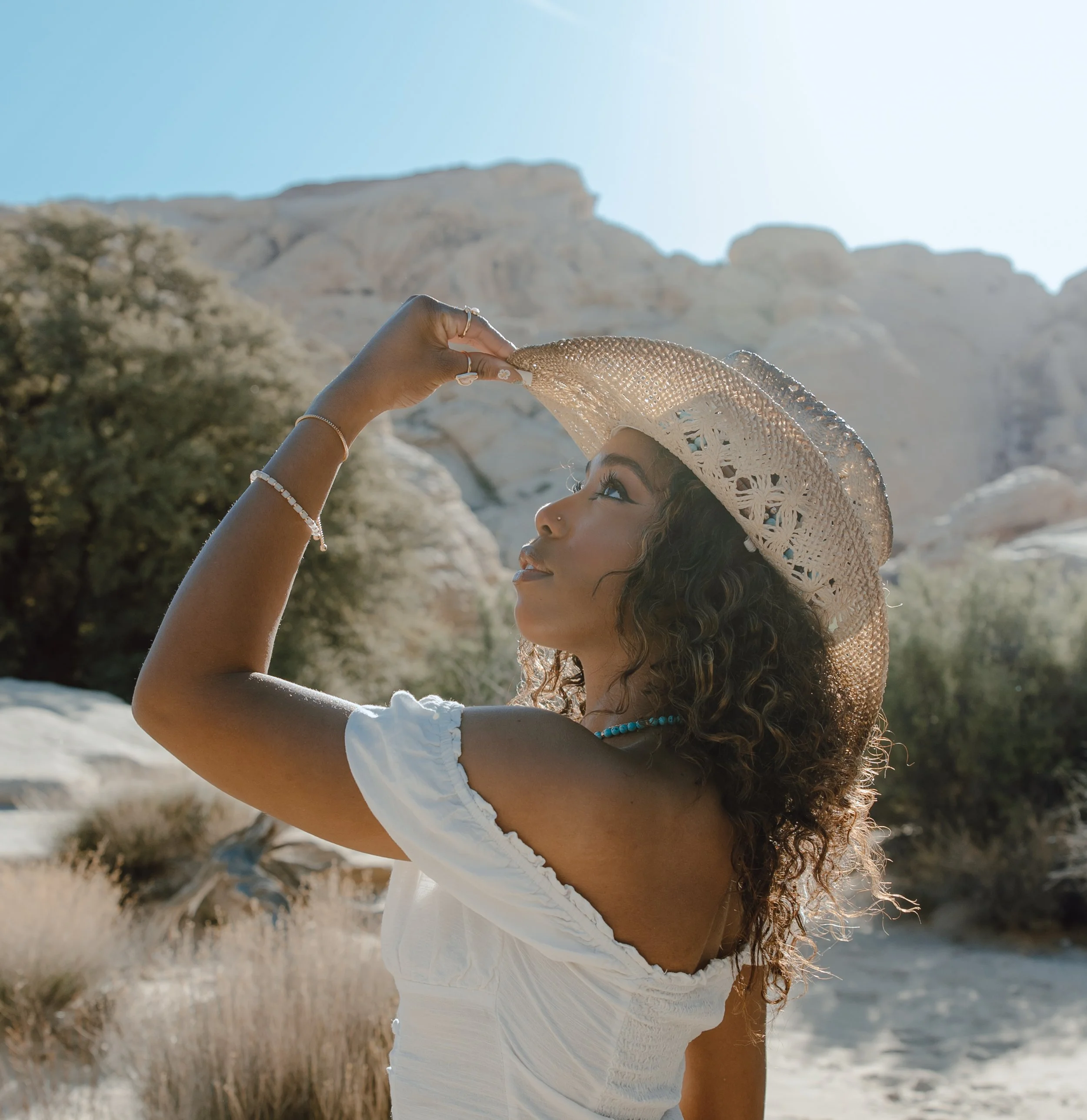 Las Vegas boho portrait session at Red Rock | Meliyah D Photography