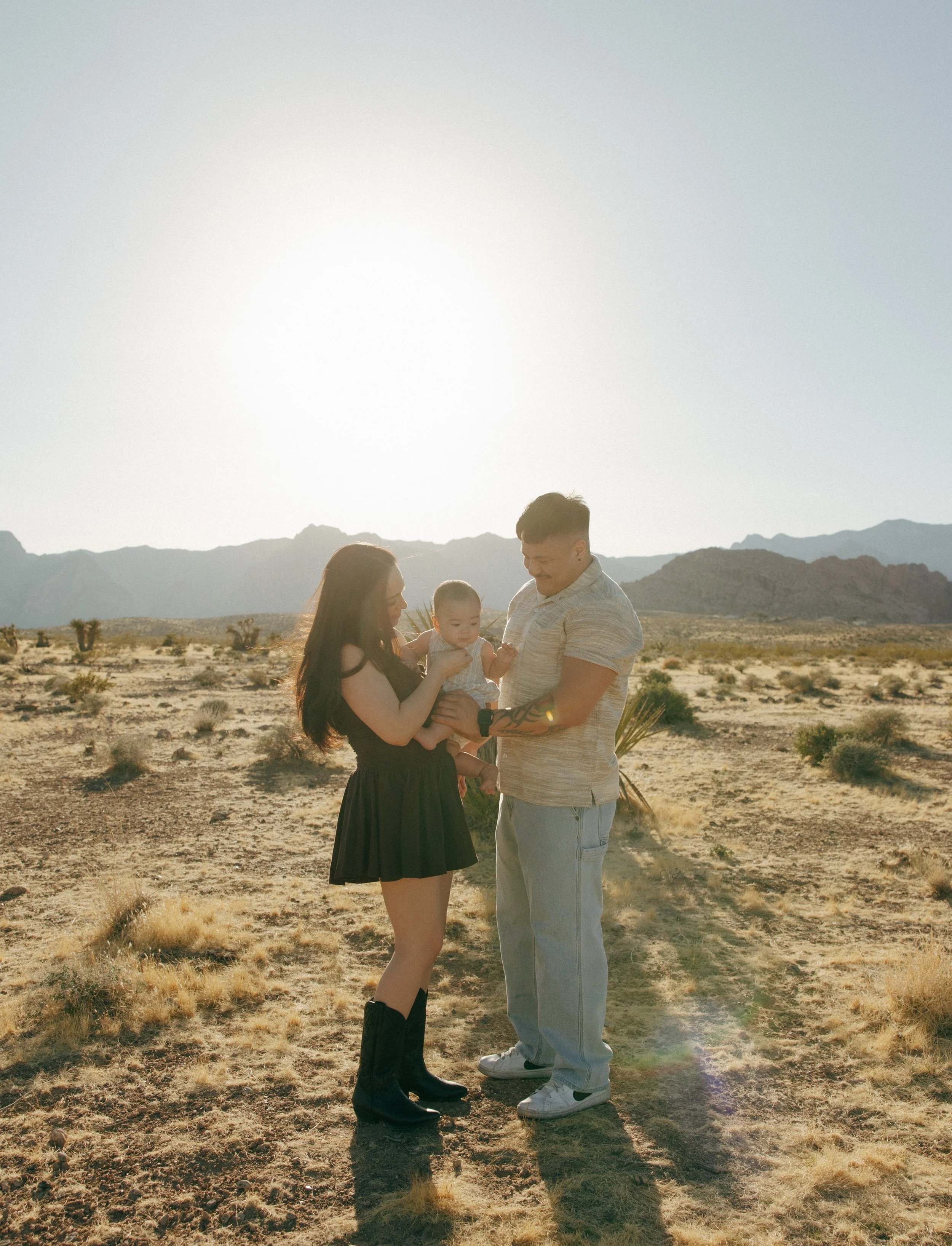 Red Rock Family Portraits | Las Vegas - Meliyah D Photography