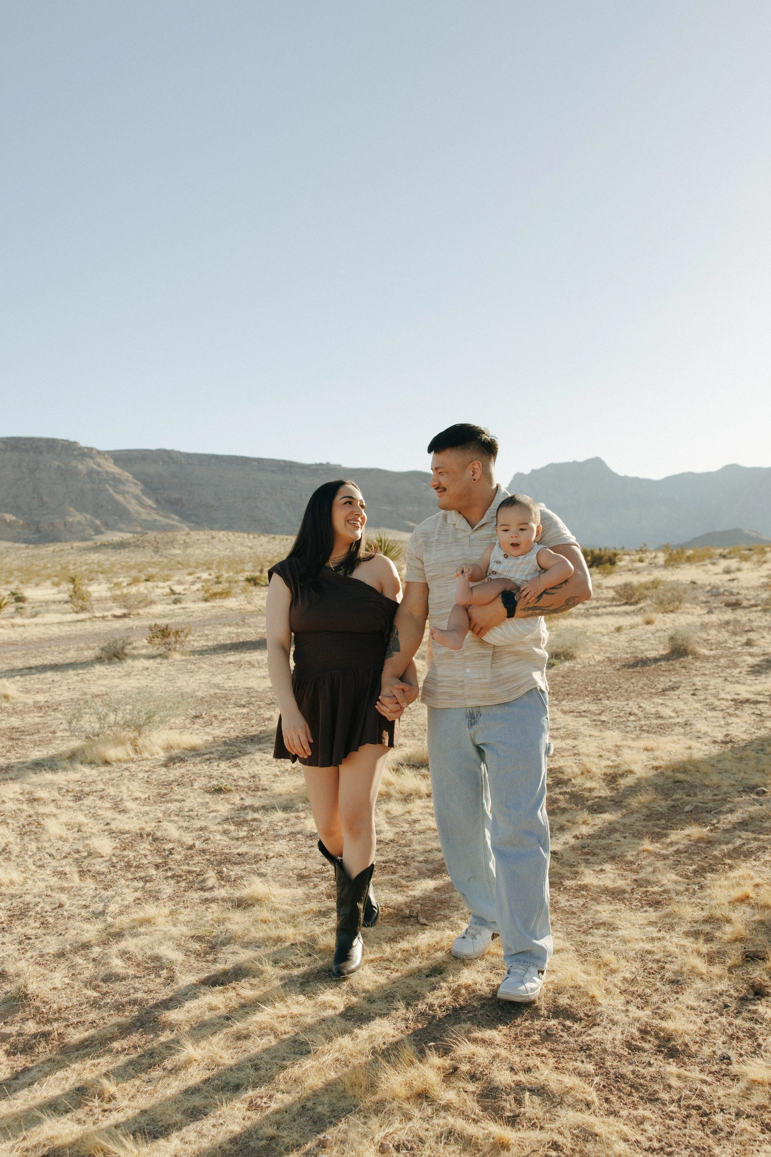 Red Rock Family Portraits | Las Vegas - Meliyah D Photography