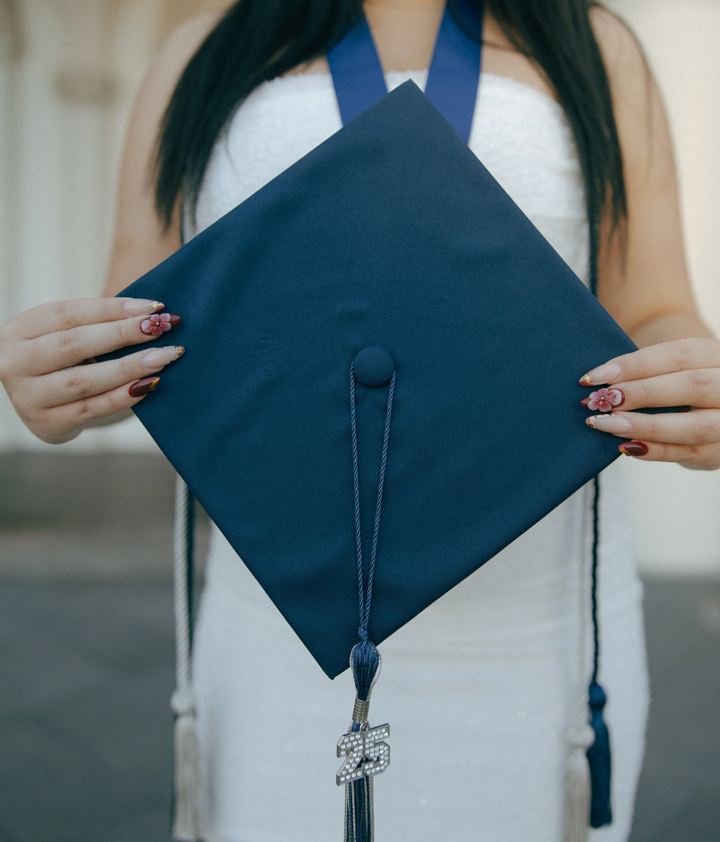 Las Vegas Graduation Photographer | Las Vegas Grad Photos - Meliyah D Photography 