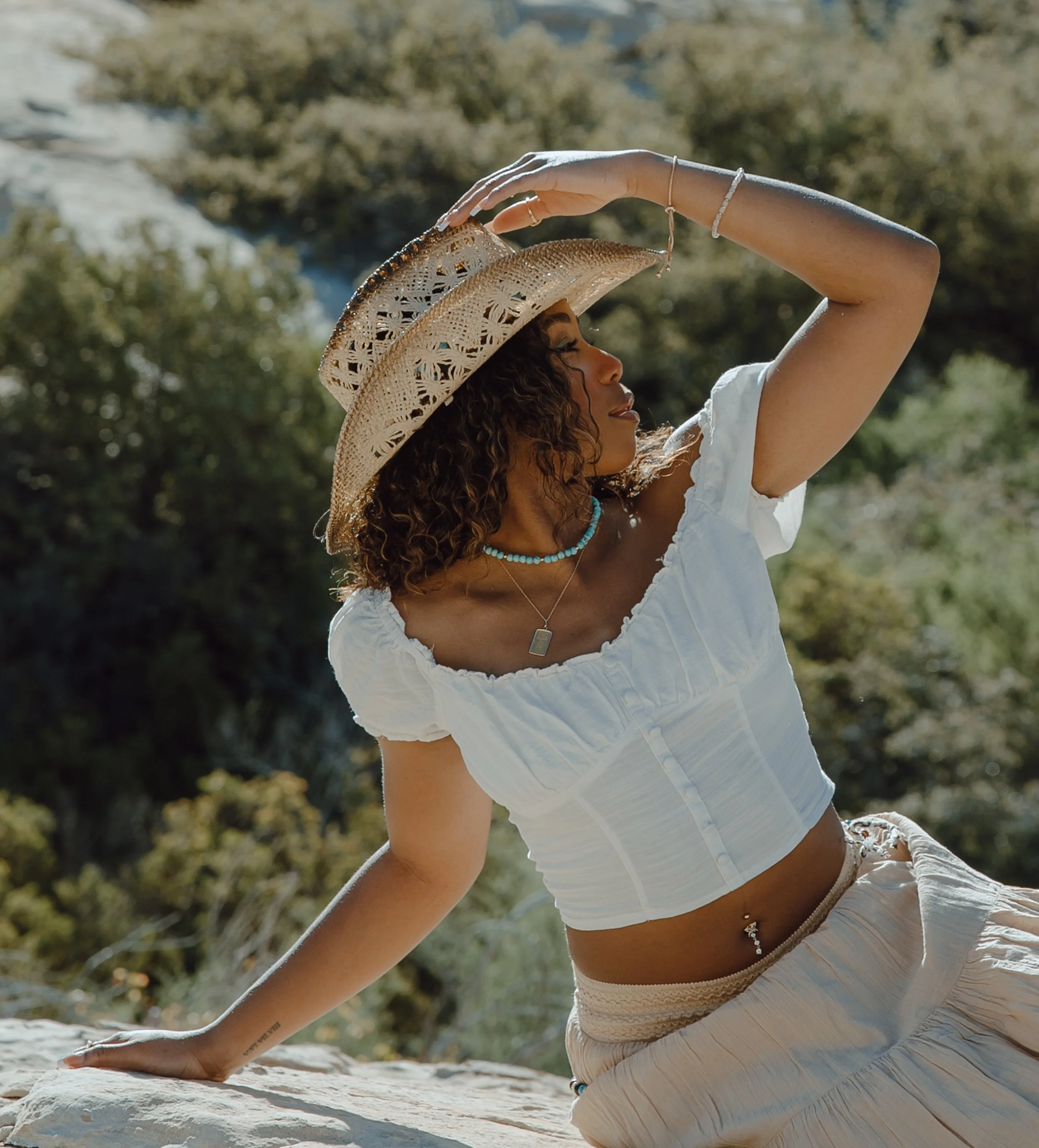 Las Vegas boho portrait session at Red Rock | Meliyah D Photography