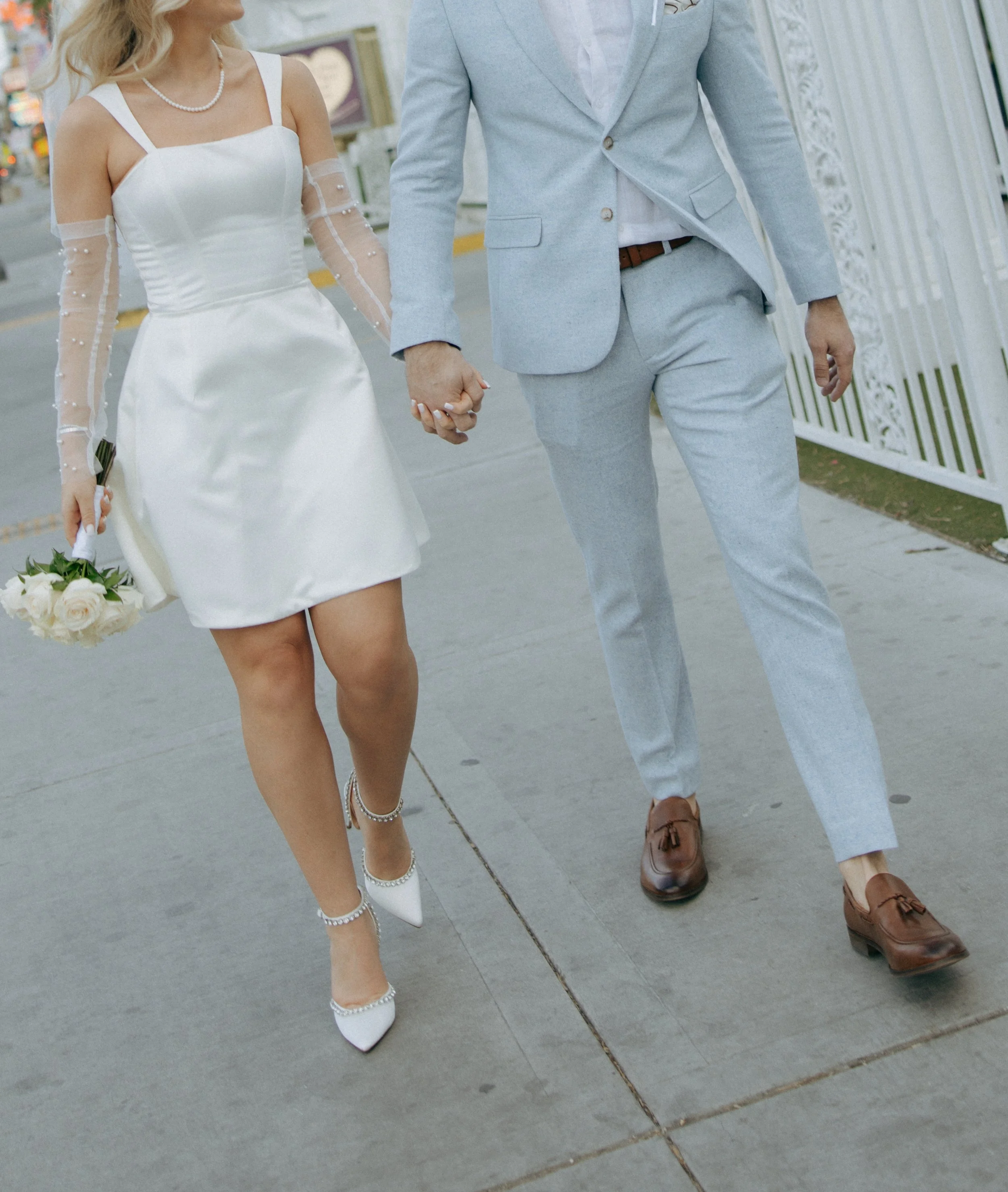 Little White Chapel Elopement in Las Vegas - Meliyah D Photography
