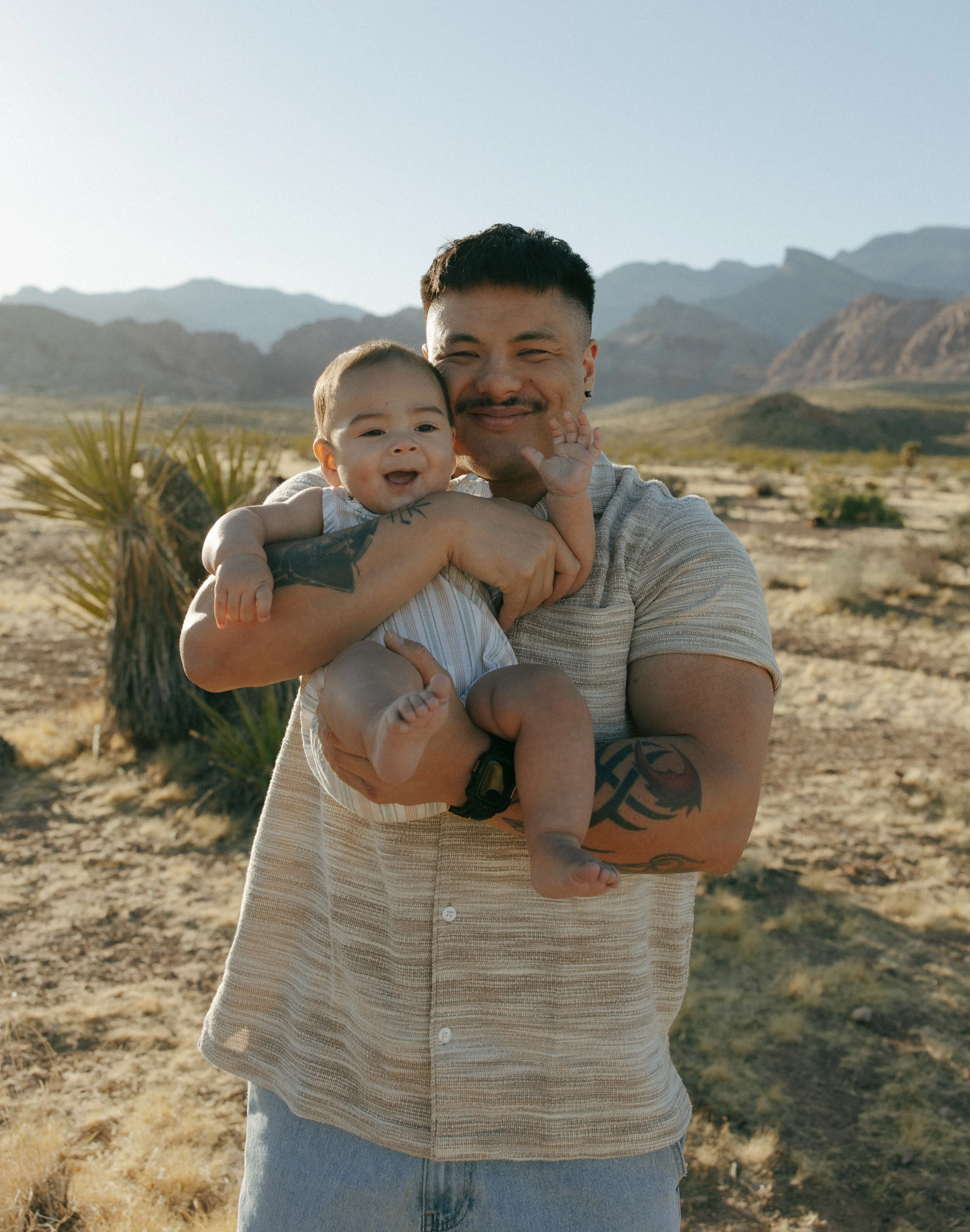 Red Rock Family Portraits | Las Vegas - Meliyah D Photography