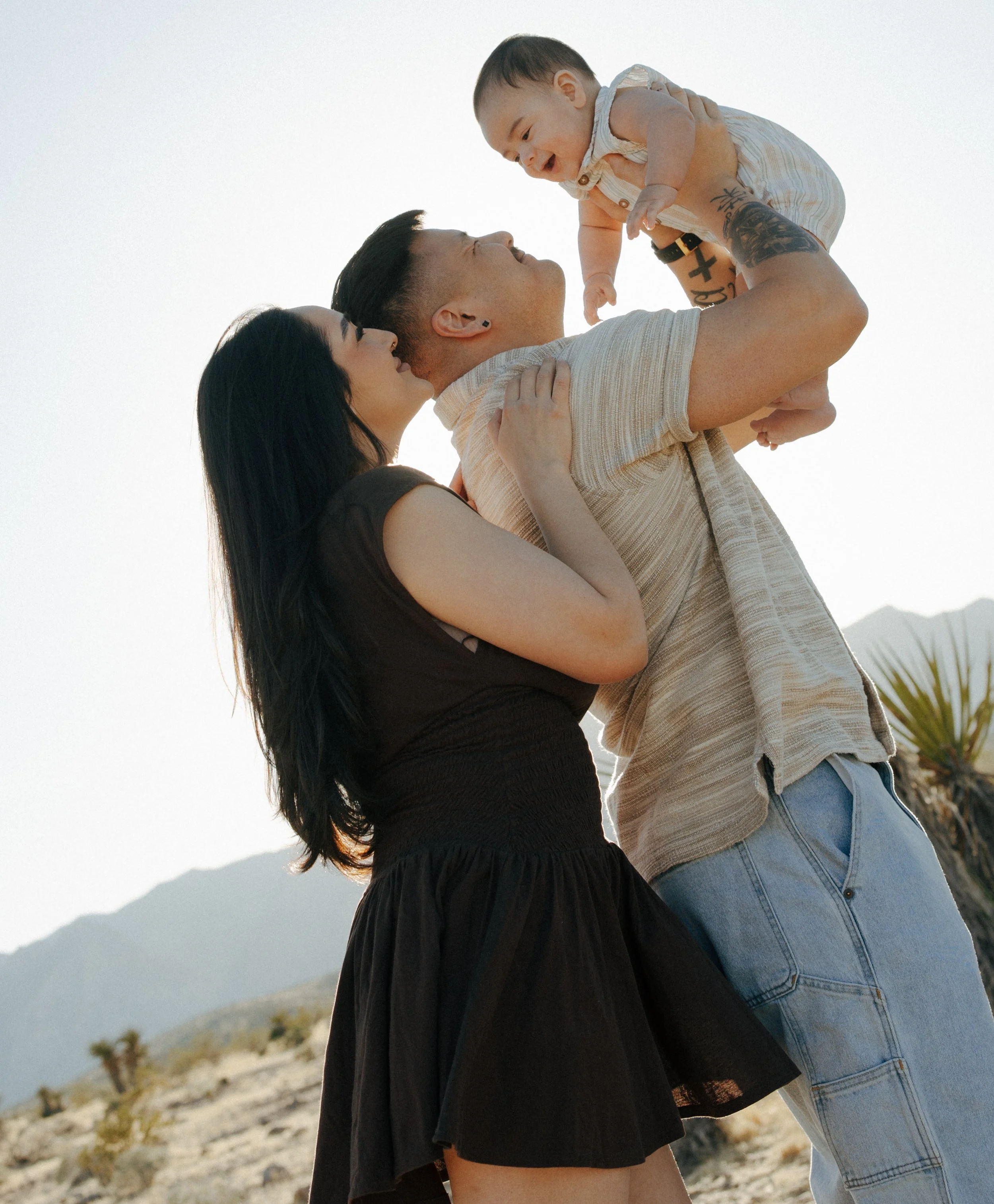 Red Rock Family Portraits | Las Vegas - Meliyah D Photography