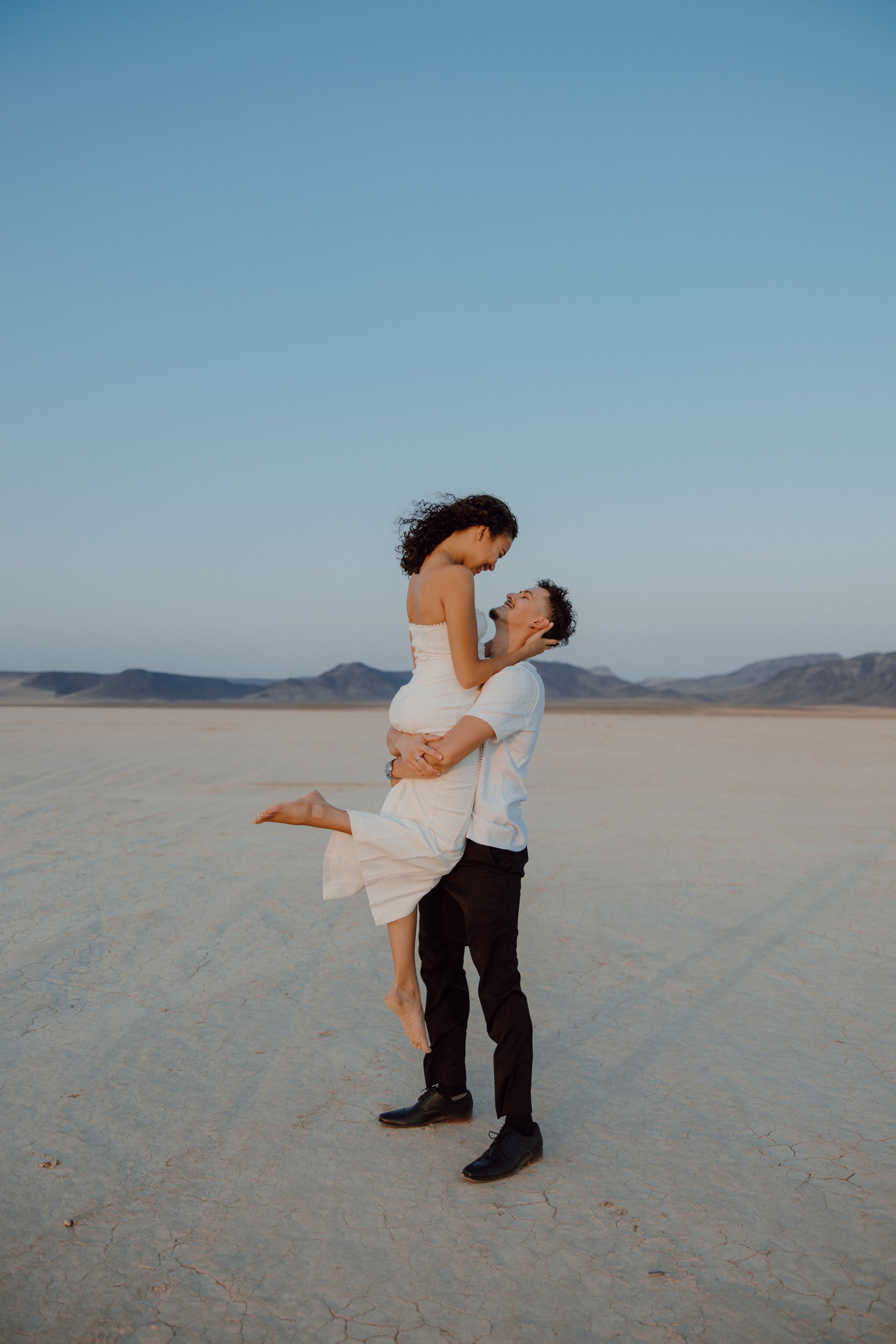 Jean Dry Lake Bed Couples Session | Las Vegas Nevada - Meliyah D Photography