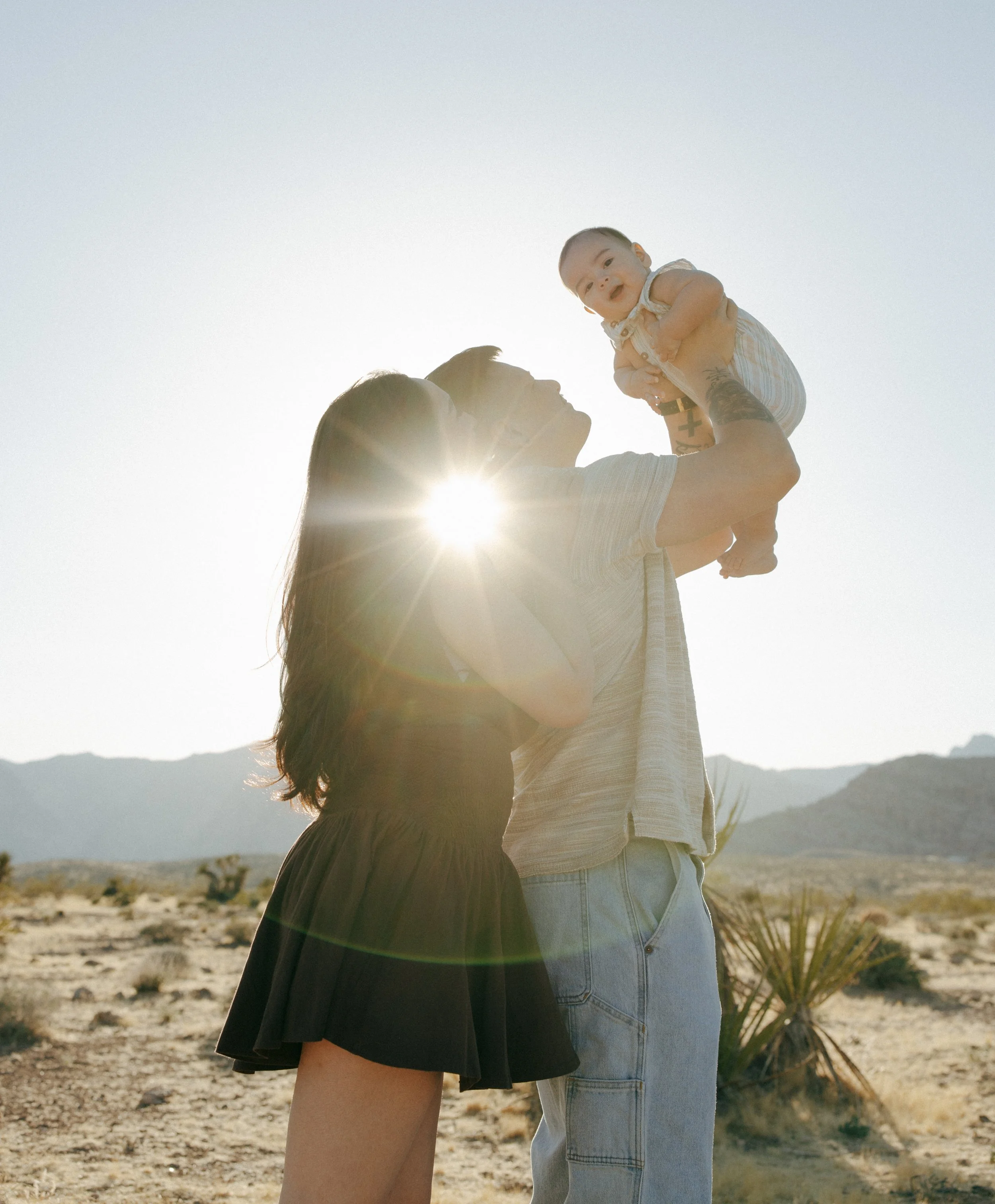 Red Rock Family Portraits | Las Vegas - Meliyah D Photography