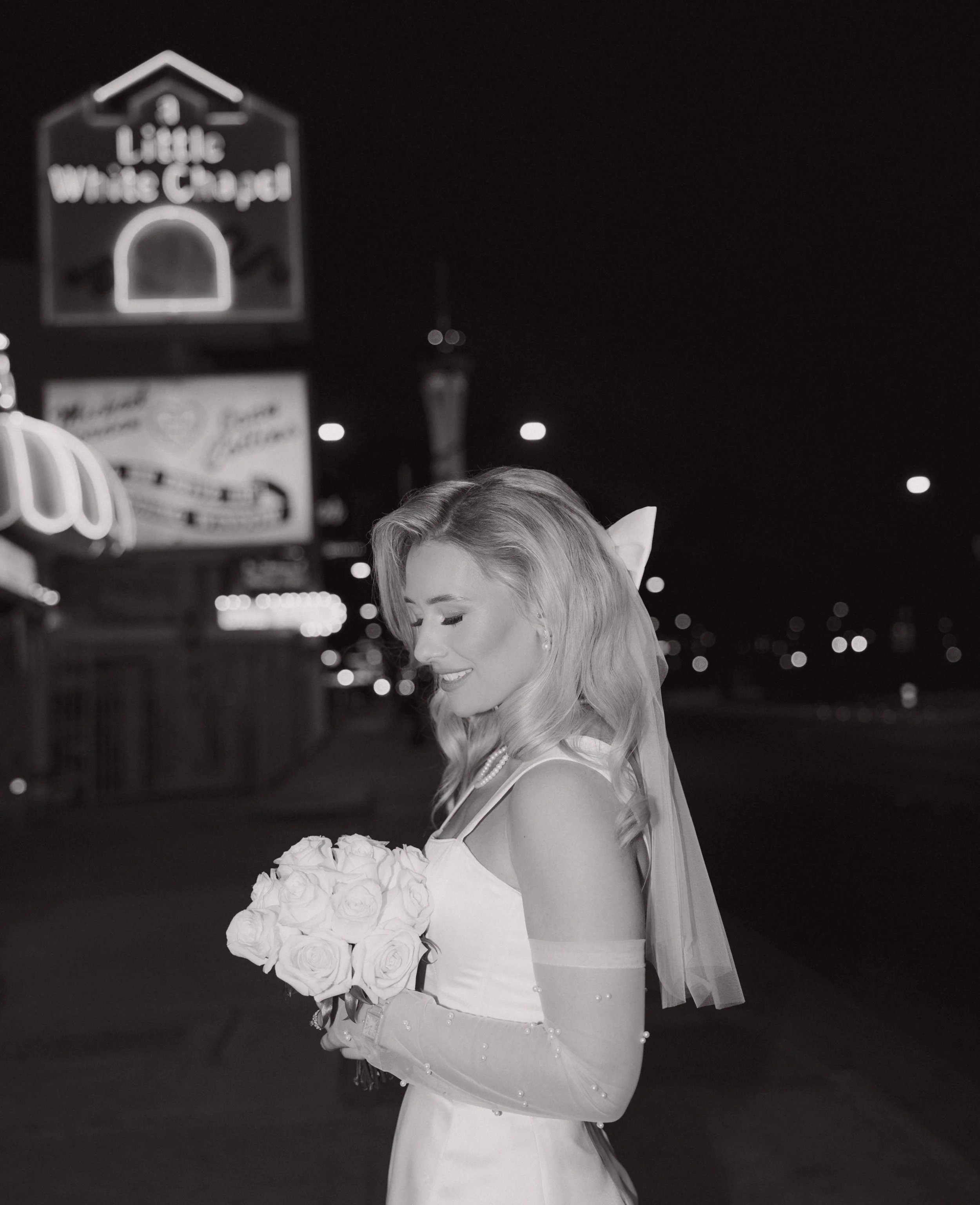 Little White Chapel Elopement in Las Vegas - Meliyah D Photography