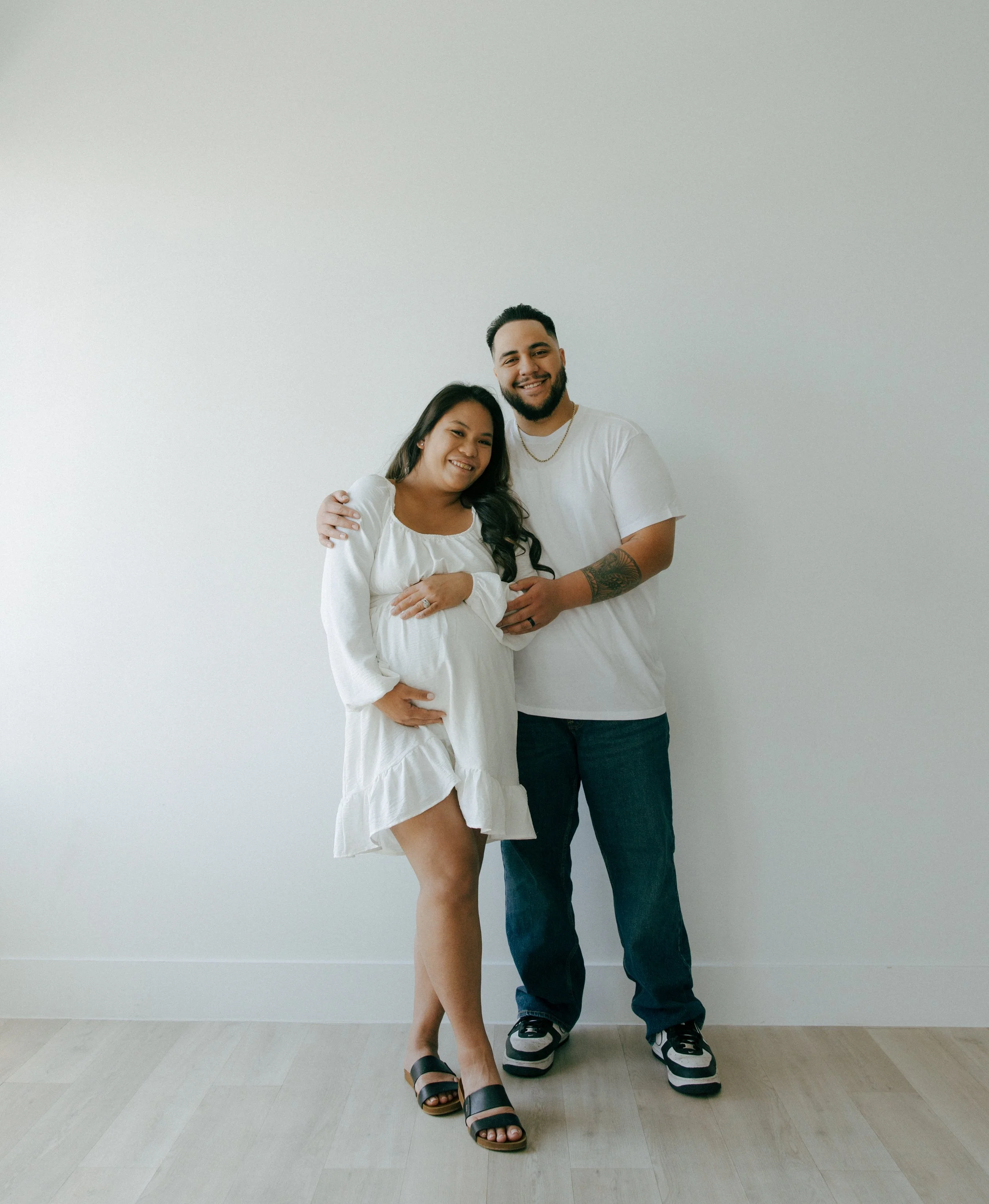 Las Vegas family photos | The White Space LV - Meliyah D Photography