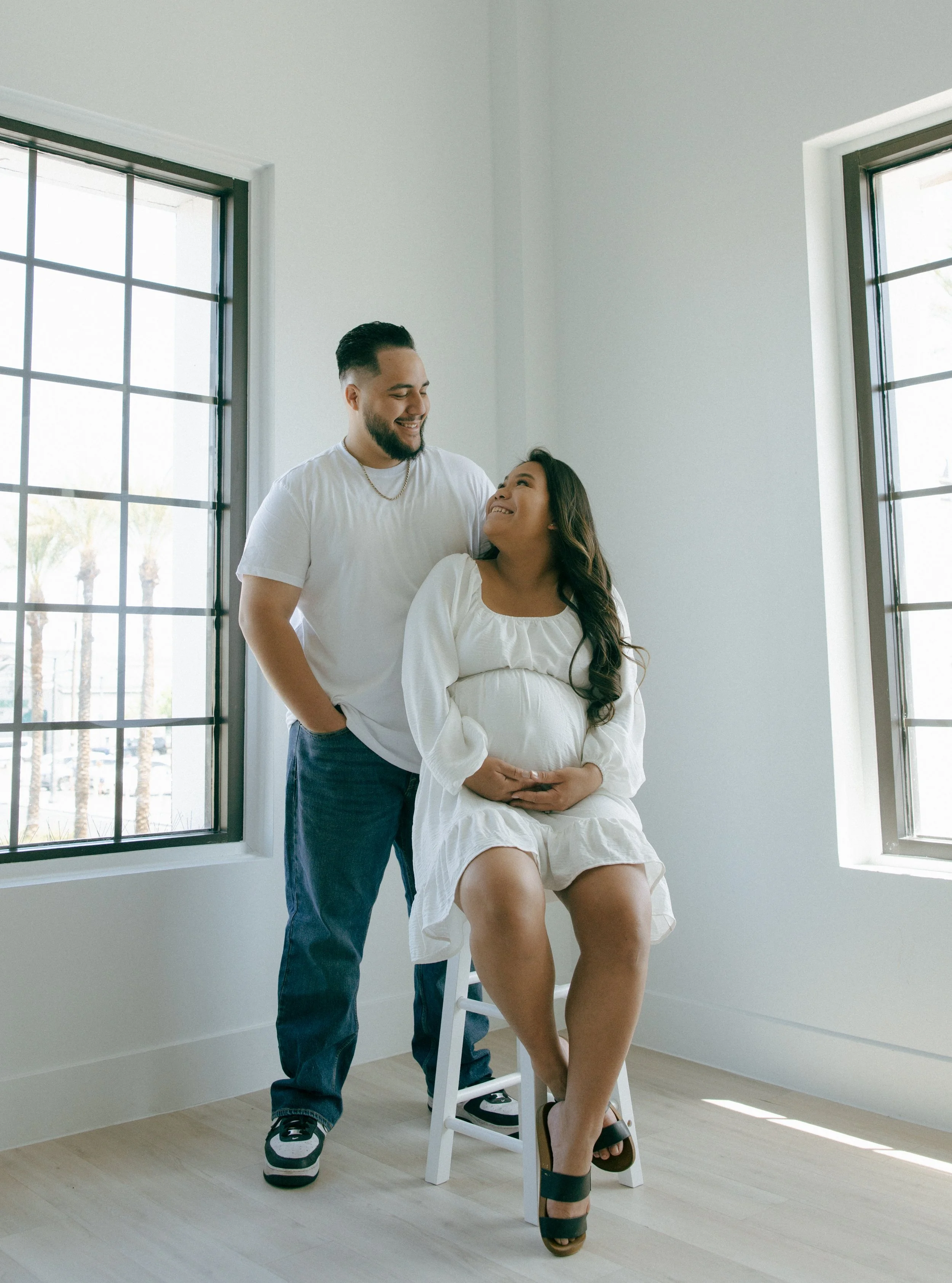 Las Vegas family photos | The White Space LV - Meliyah D Photography