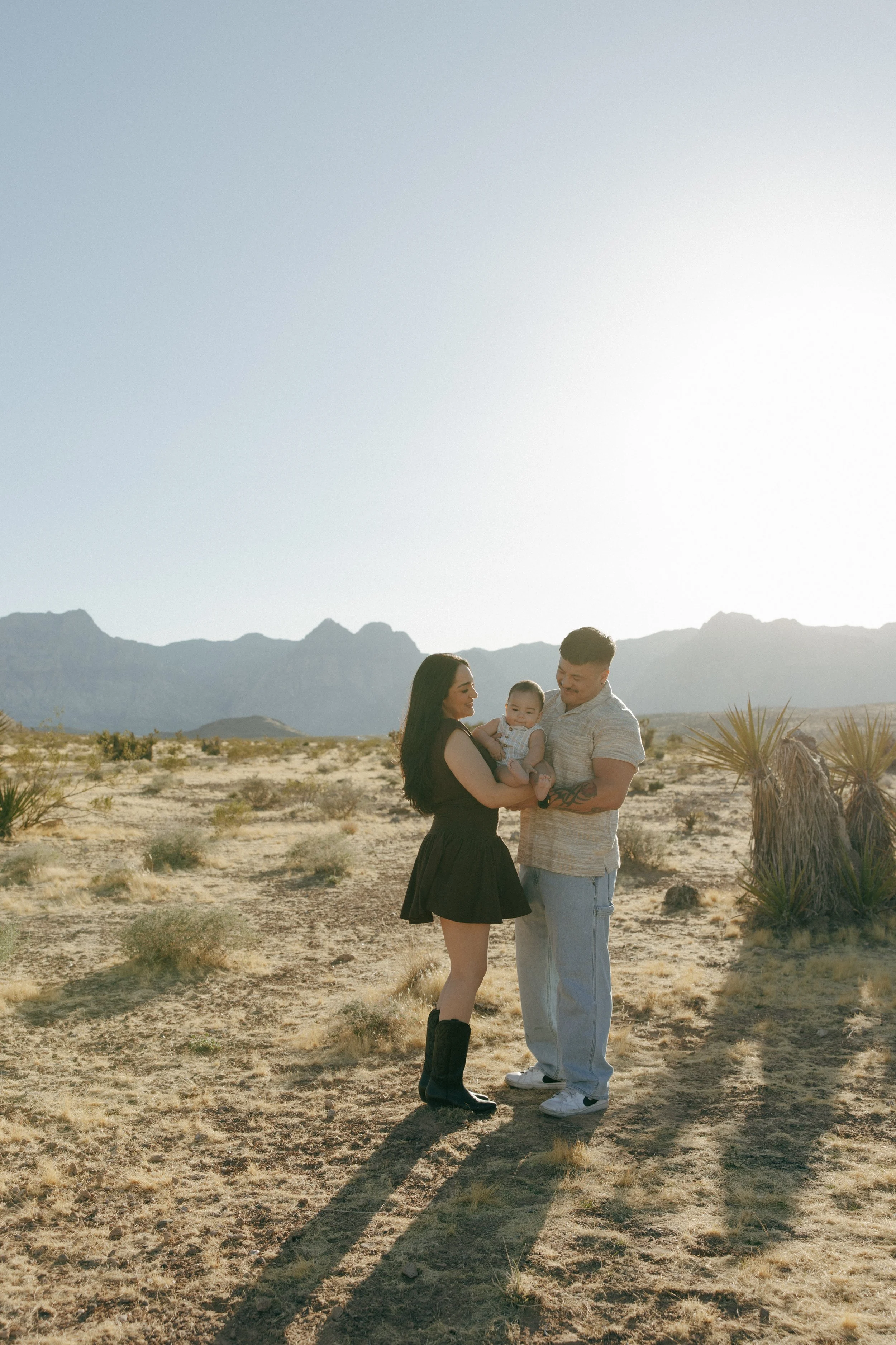 Red Rock Family Portraits | Las Vegas - Meliyah D Photography