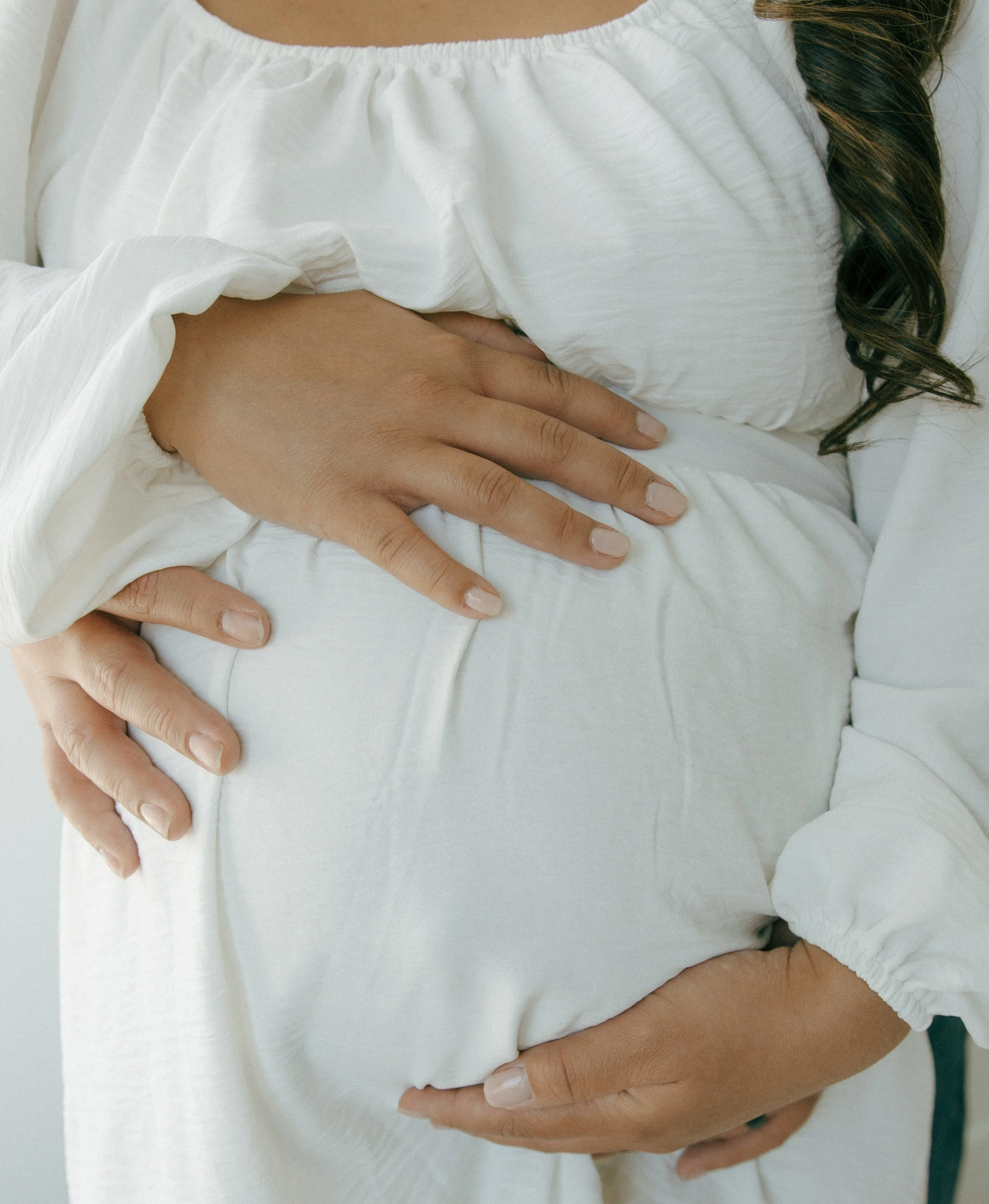 Las Vegas family photos | The White Space LV - Meliyah D Photography