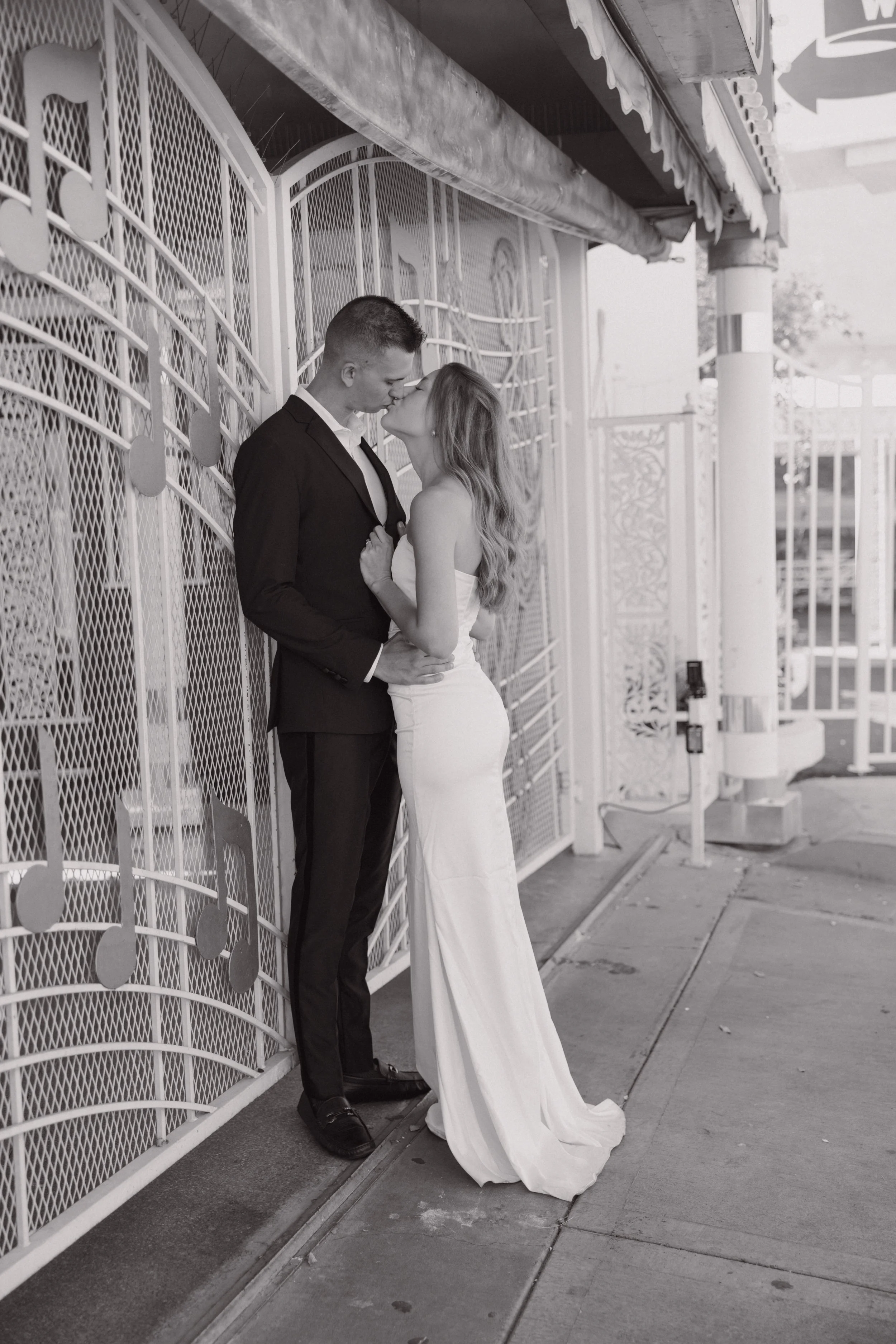 Intimate Elopement photos at The Little White Chapel | Meliyah D Photography