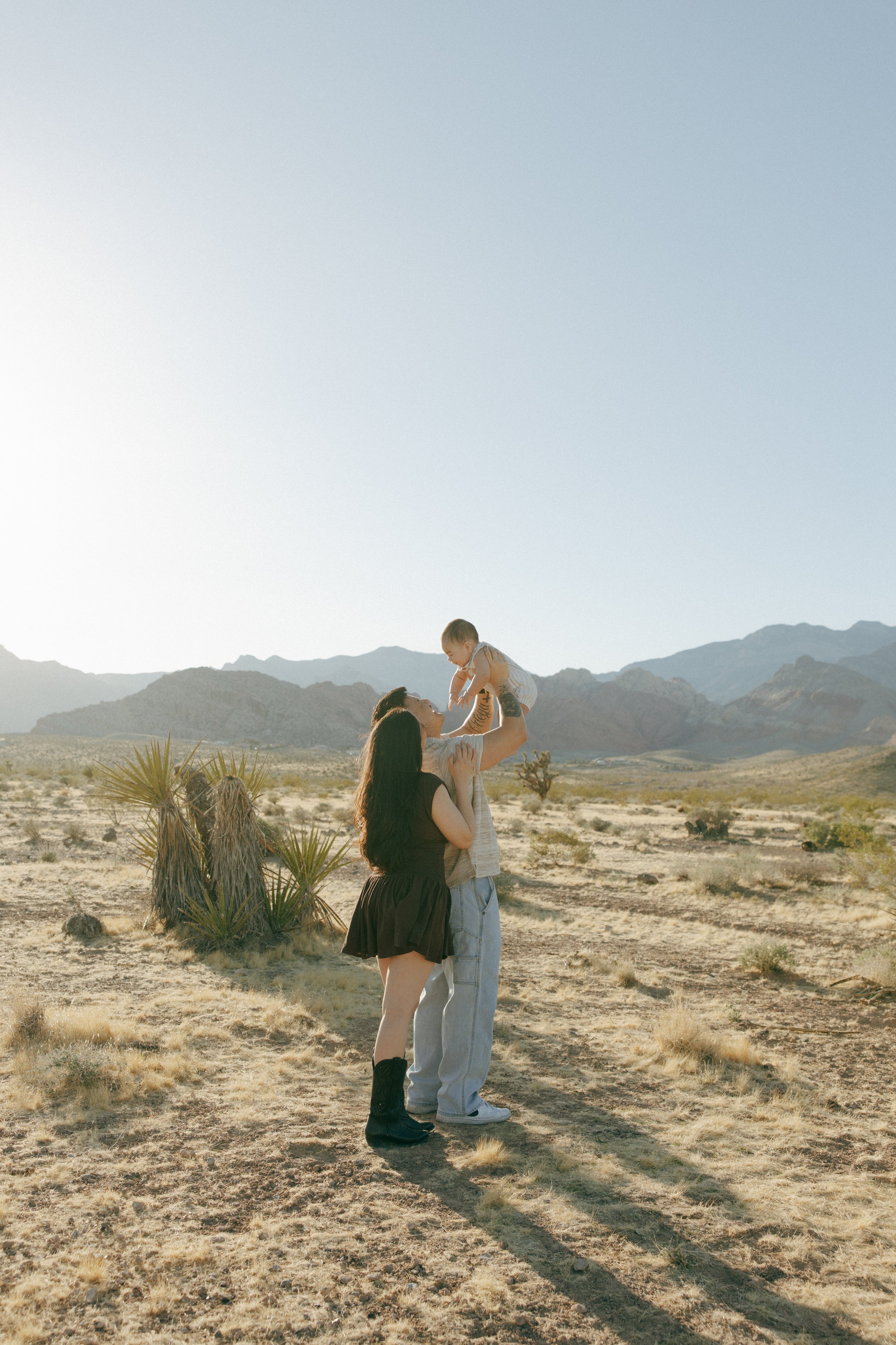 Red Rock Family Portraits | Las Vegas - Meliyah D Photography